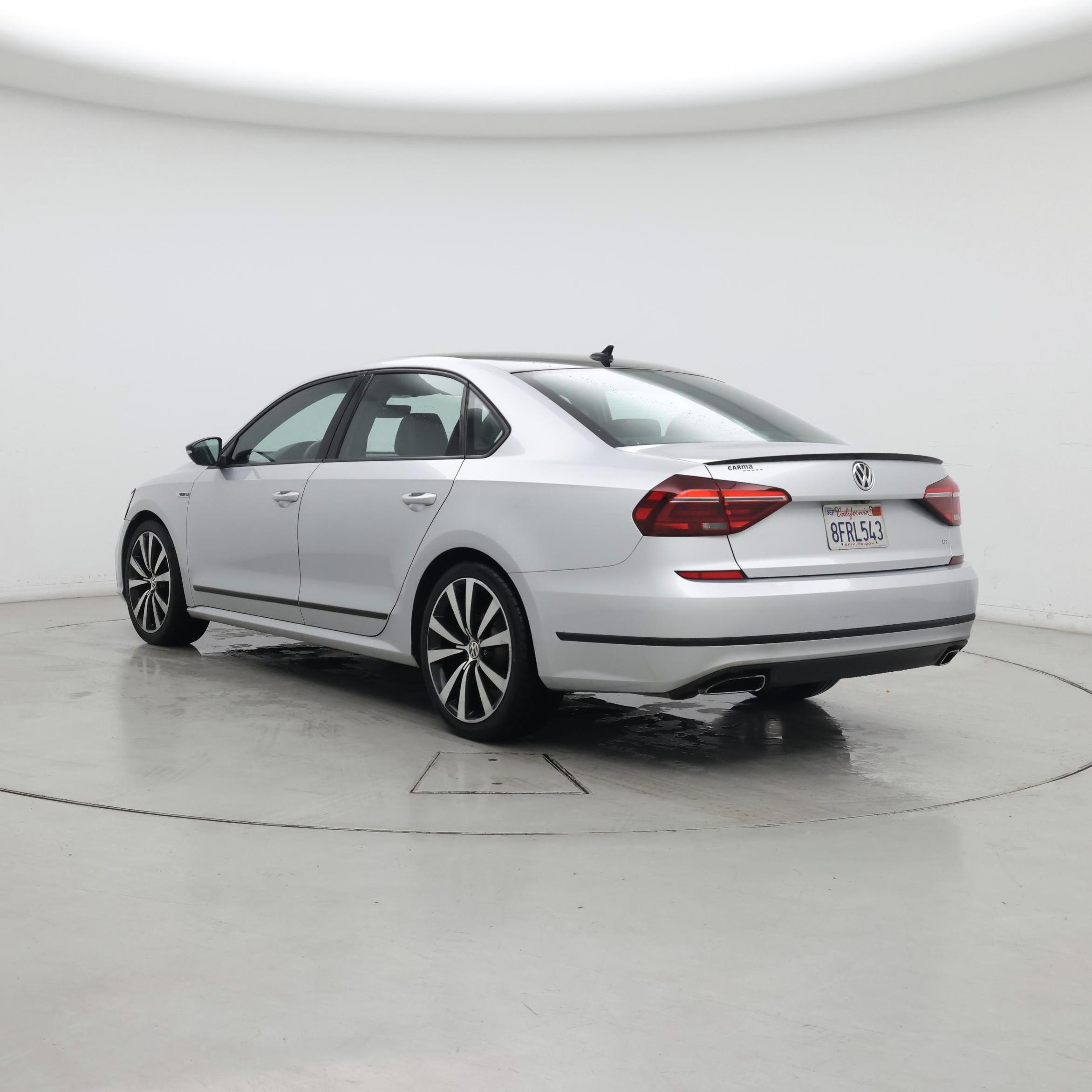 Thumbnail: 2018 Volkswagen Passat - 2