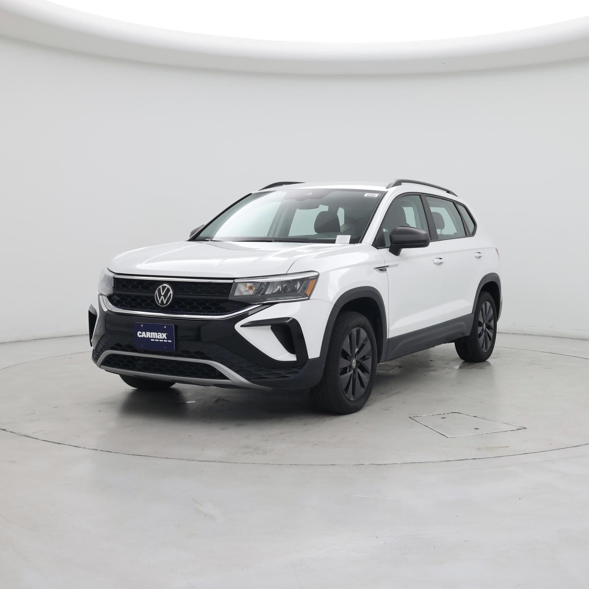 Thumbnail: 2023 Volkswagen Taos - 4