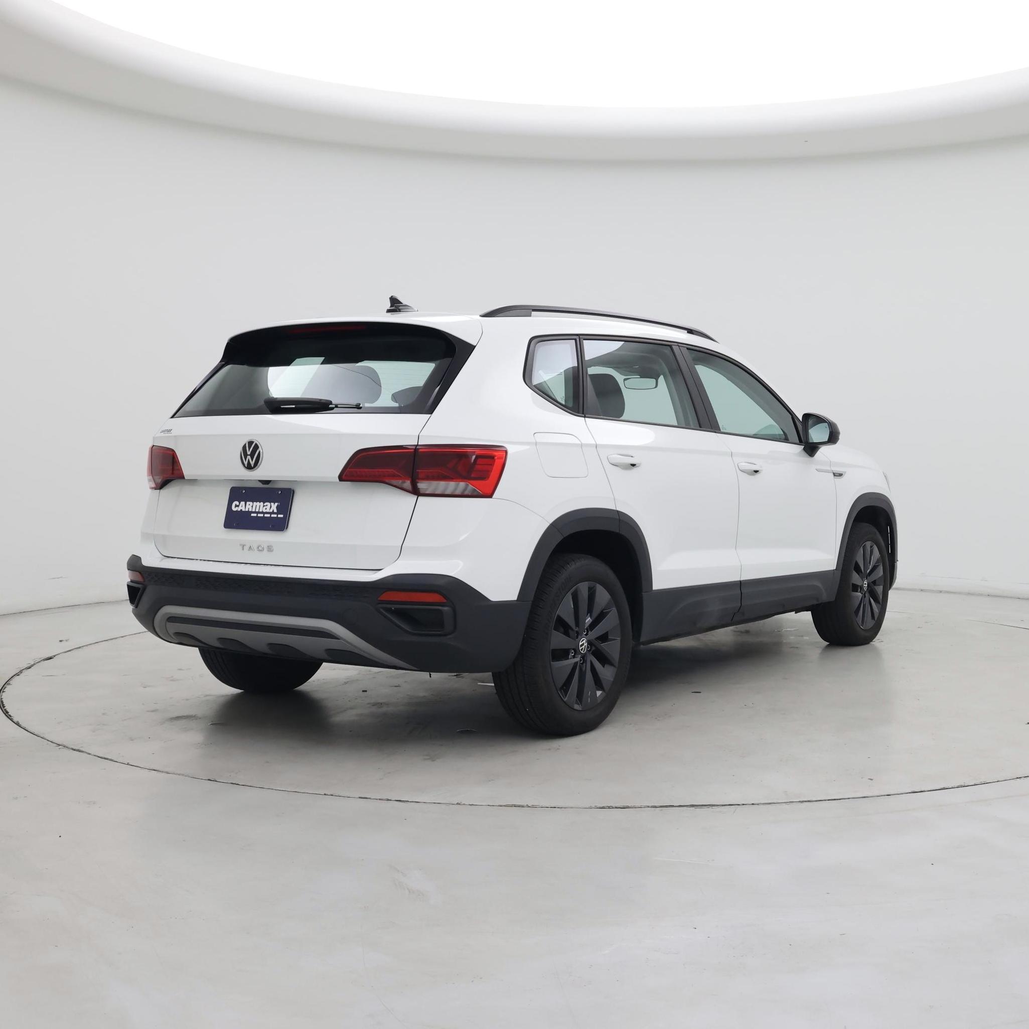 Thumbnail: 2023 Volkswagen Taos - 8