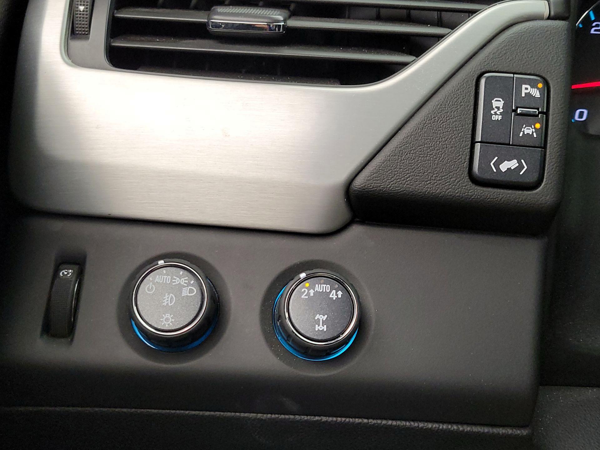 Thumbnail: 2020 GMC Yukon XL - 13