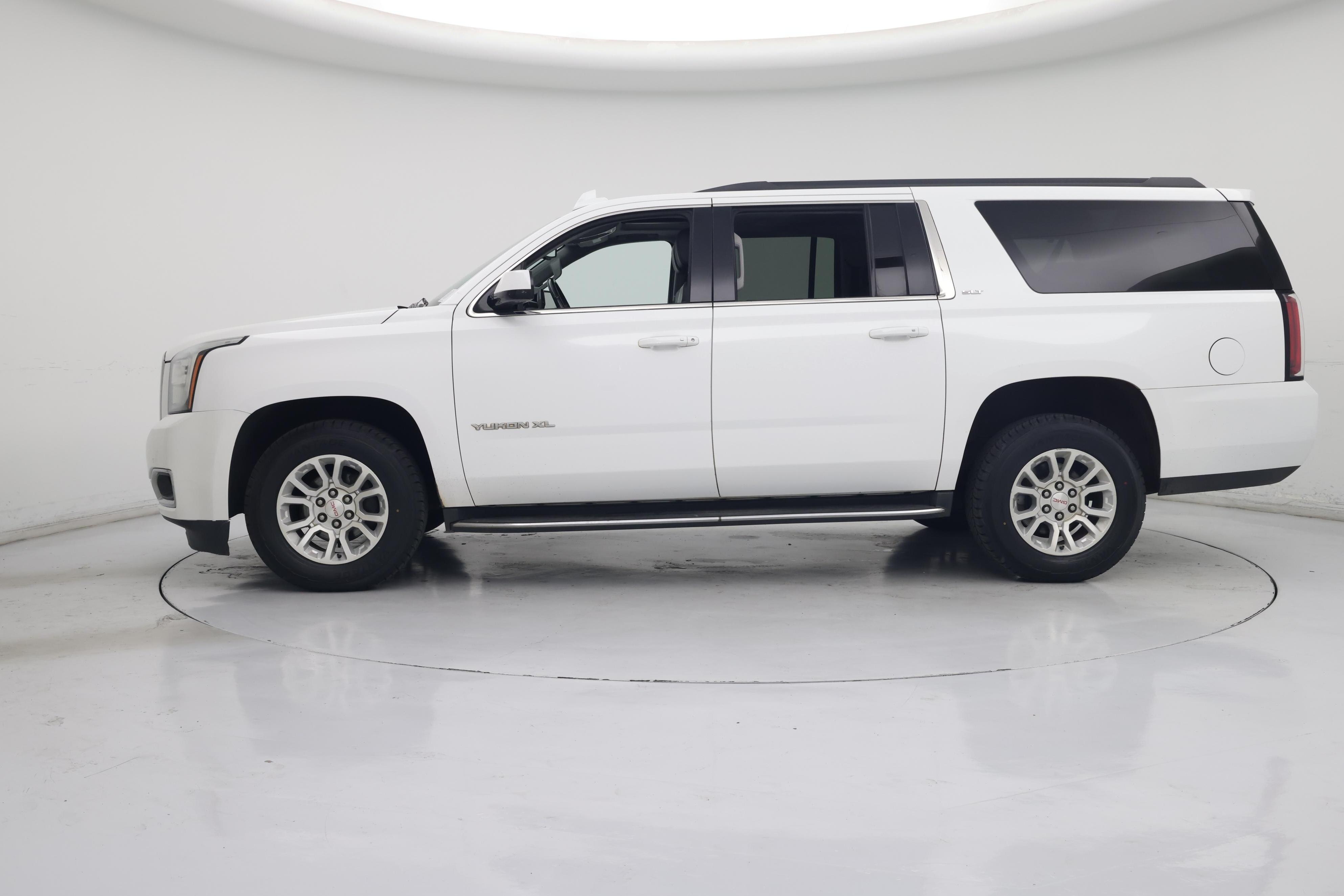 Thumbnail: 2020 GMC Yukon XL - 3