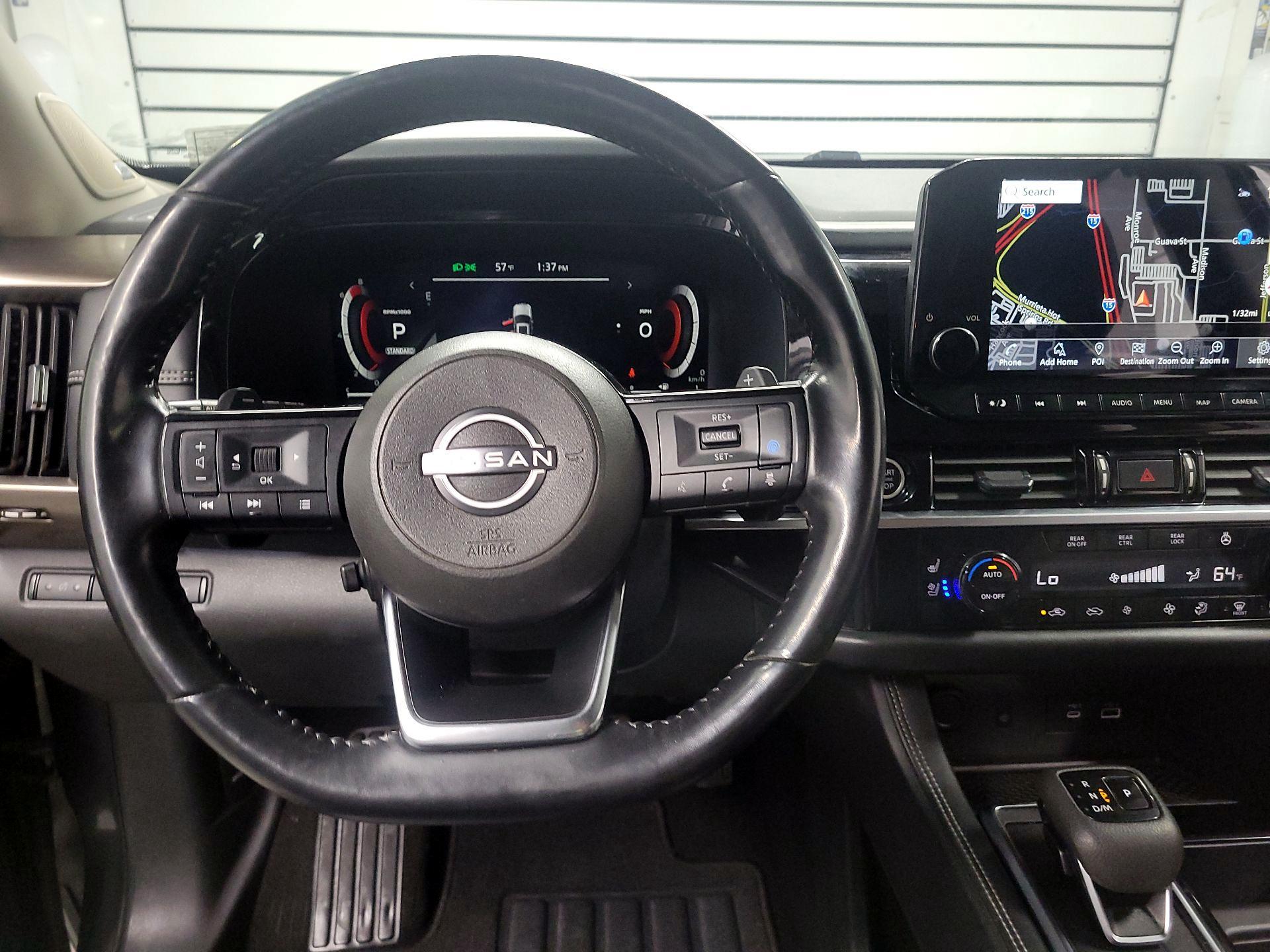Thumbnail: 2023 Nissan Pathfinder - 10