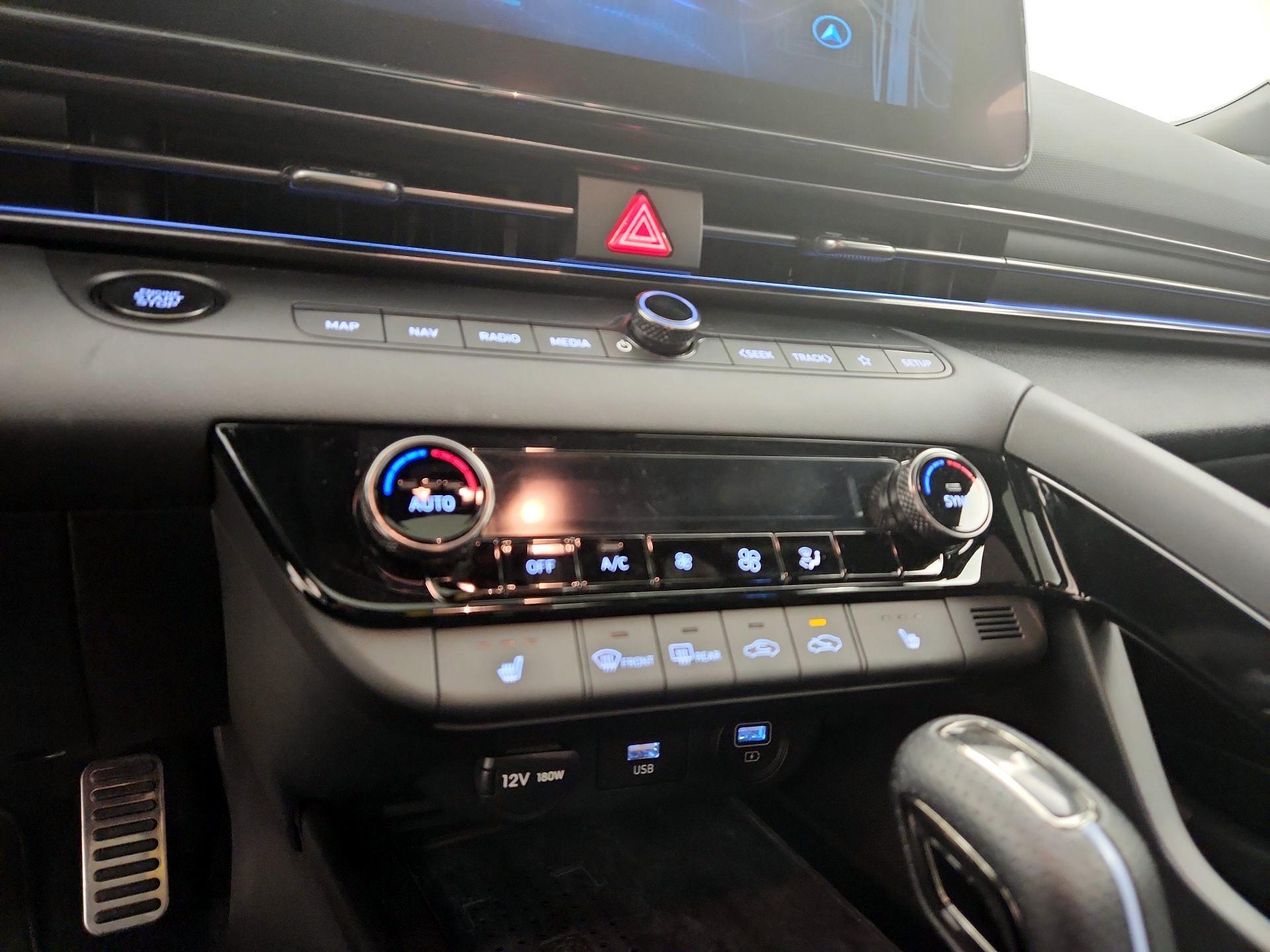 Thumbnail: 2023 Hyundai Elantra - 17