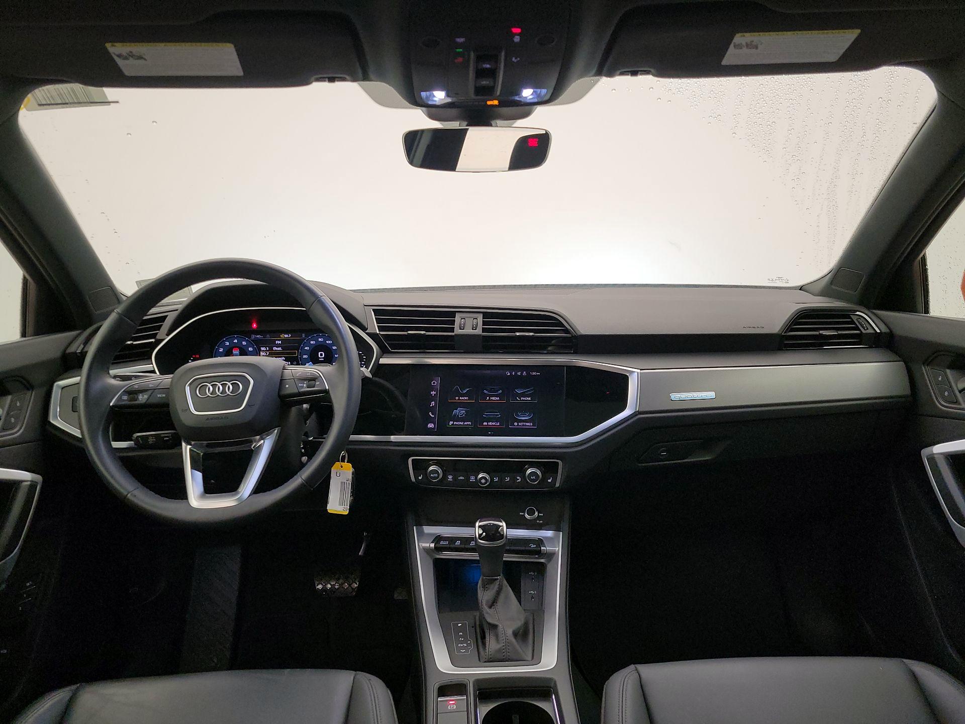 Thumbnail: 2022 Audi Q3 - 9