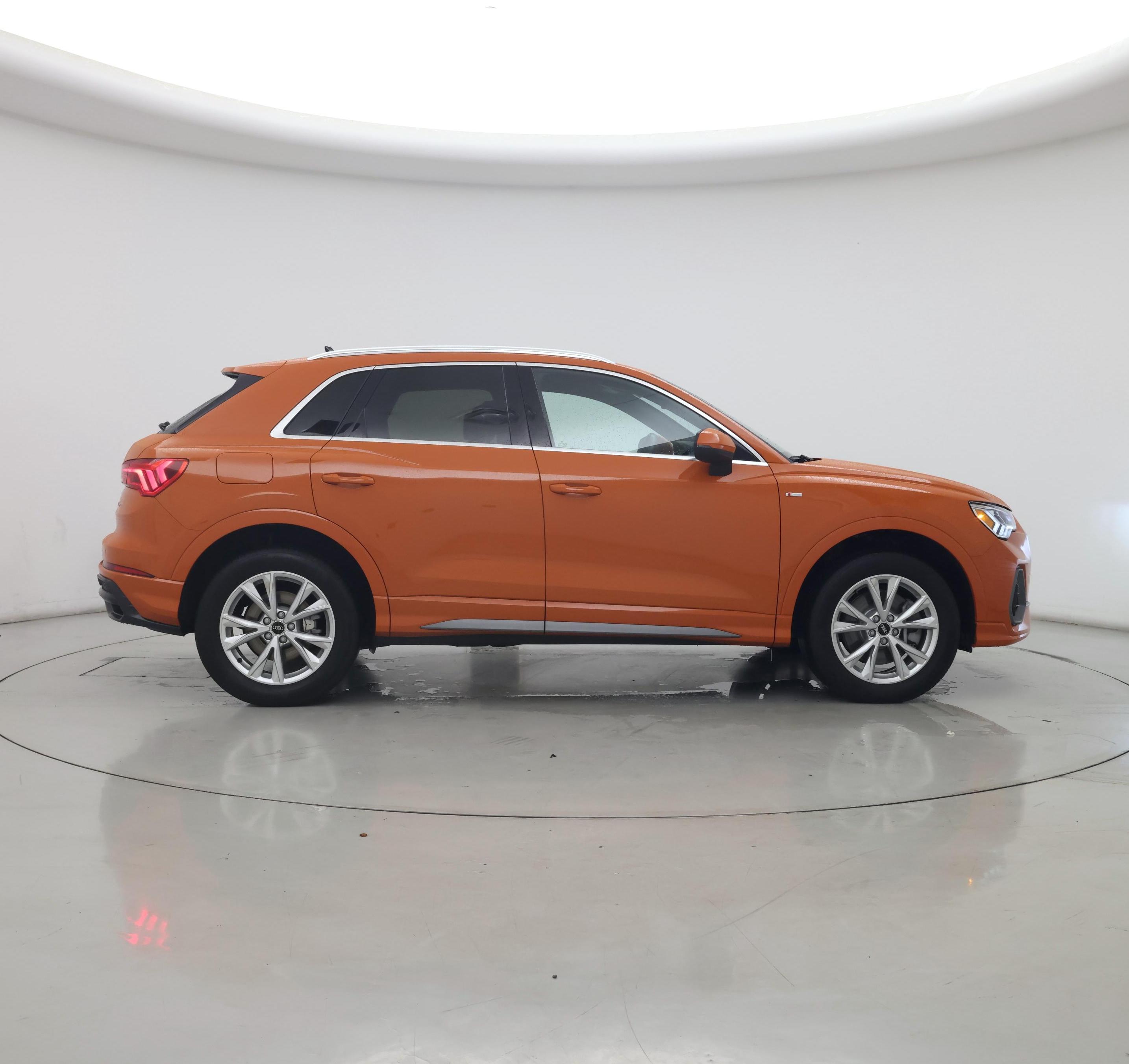 Thumbnail: 2022 Audi Q3 - 7