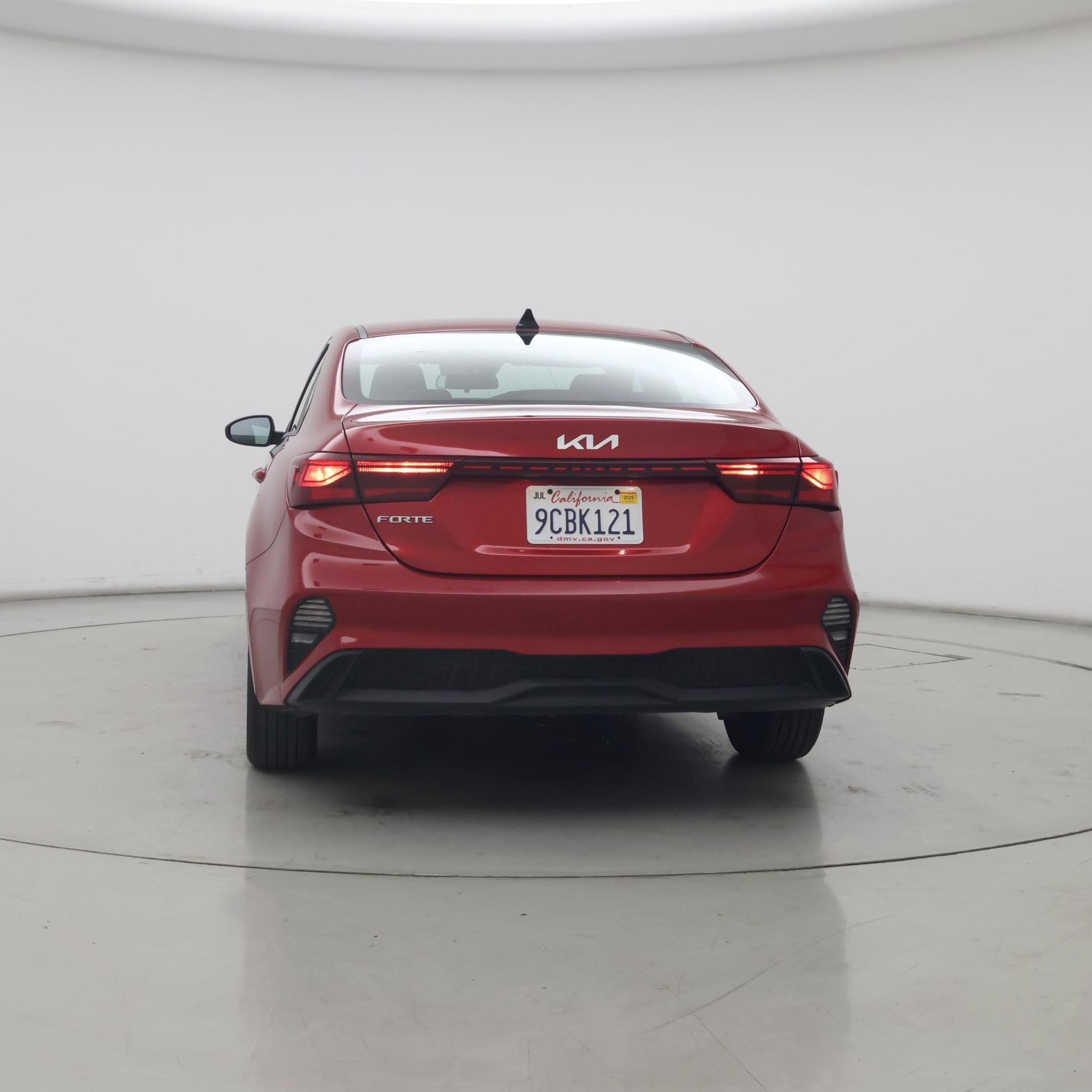 Thumbnail: 2022 Kia Forte - 6