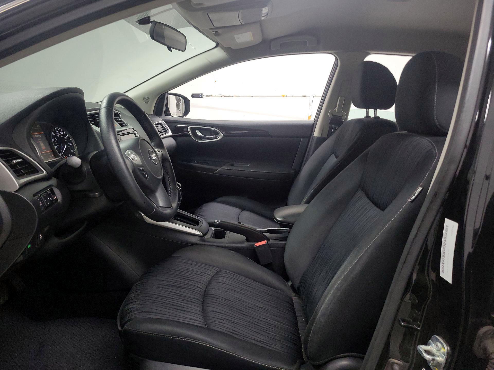 Thumbnail: 2019 Nissan Sentra - 11