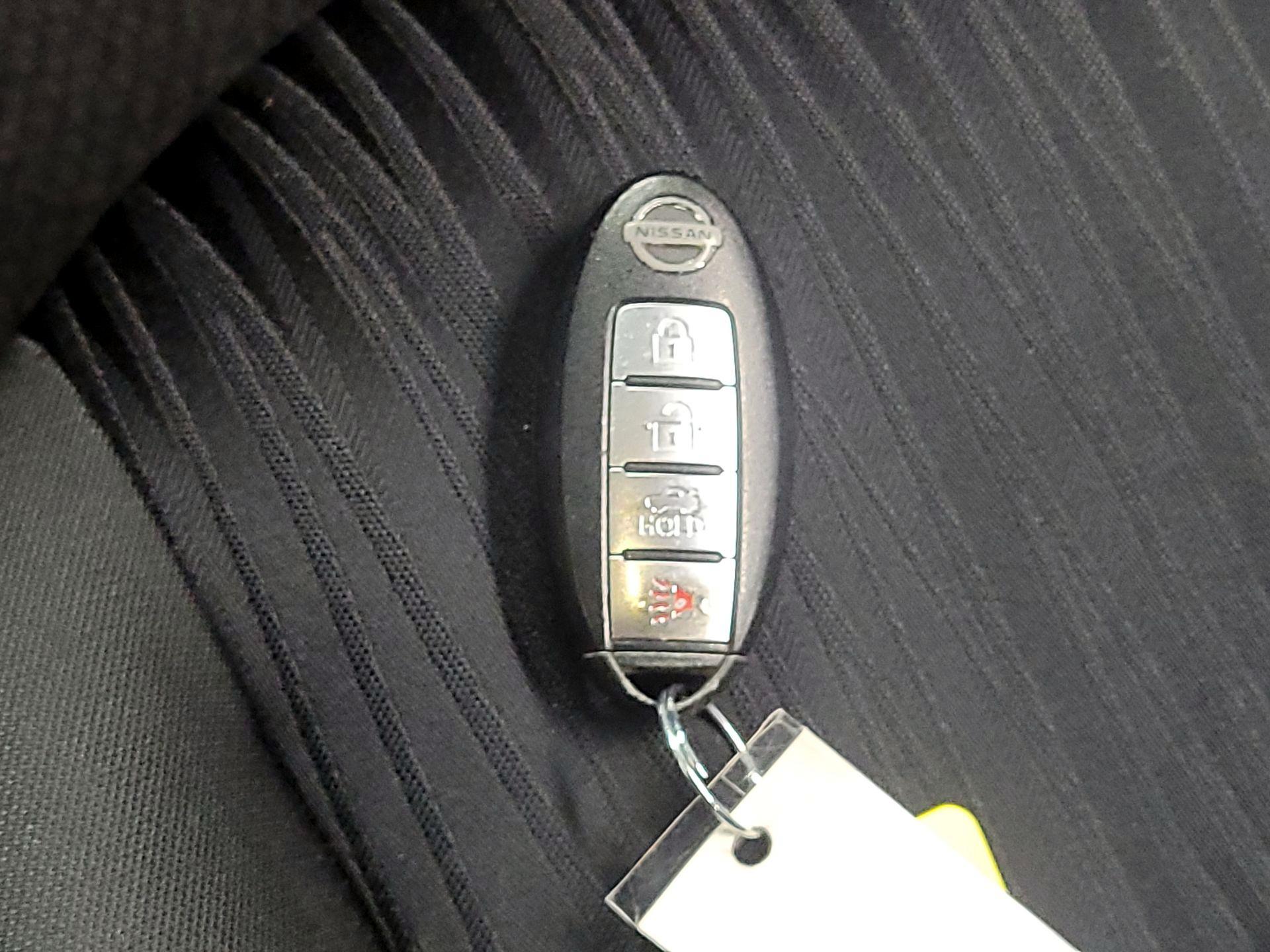 Thumbnail: 2019 Nissan Sentra - 20