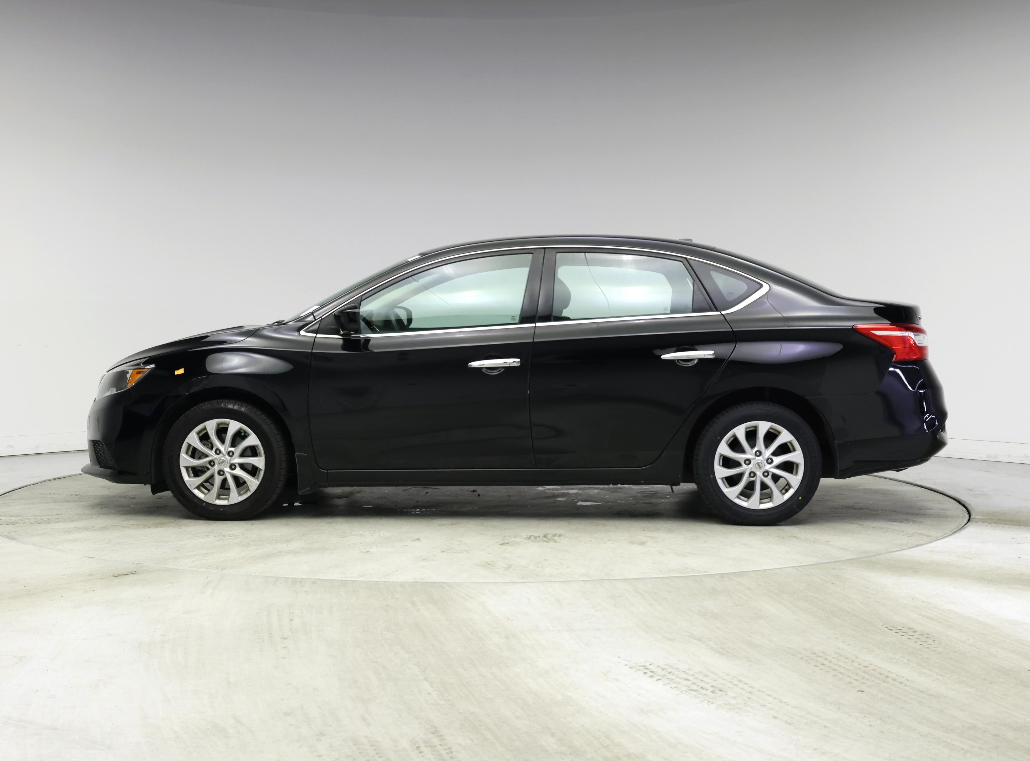 Thumbnail: 2019 Nissan Sentra - 3