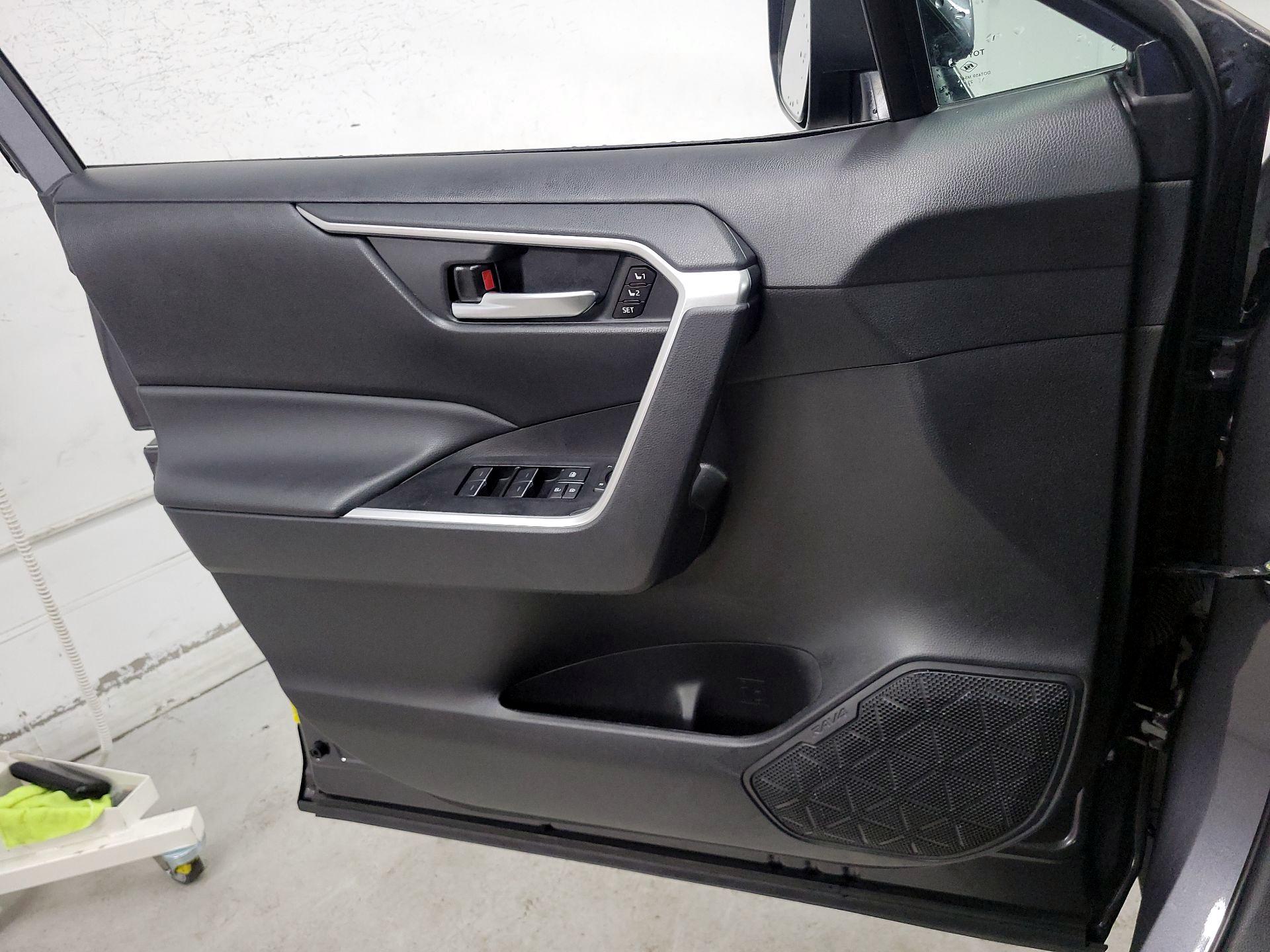 Thumbnail: 2024 Toyota RAV4 - 12