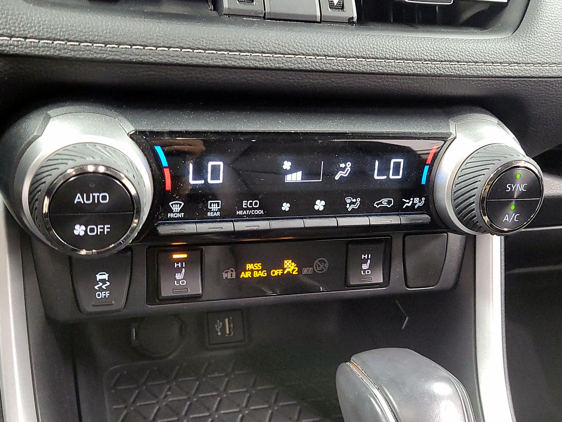 Thumbnail: 2024 Toyota RAV4 - 16