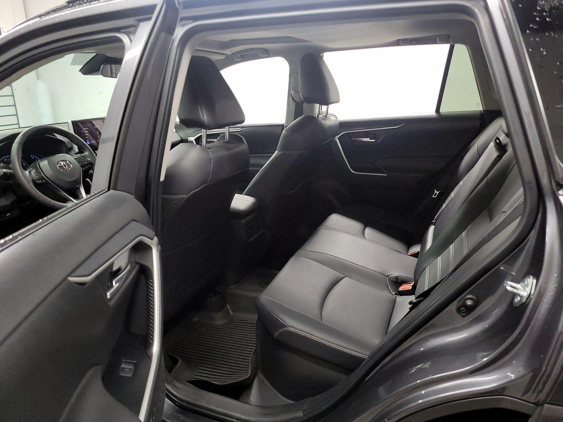 Thumbnail: 2024 Toyota RAV4 - 18