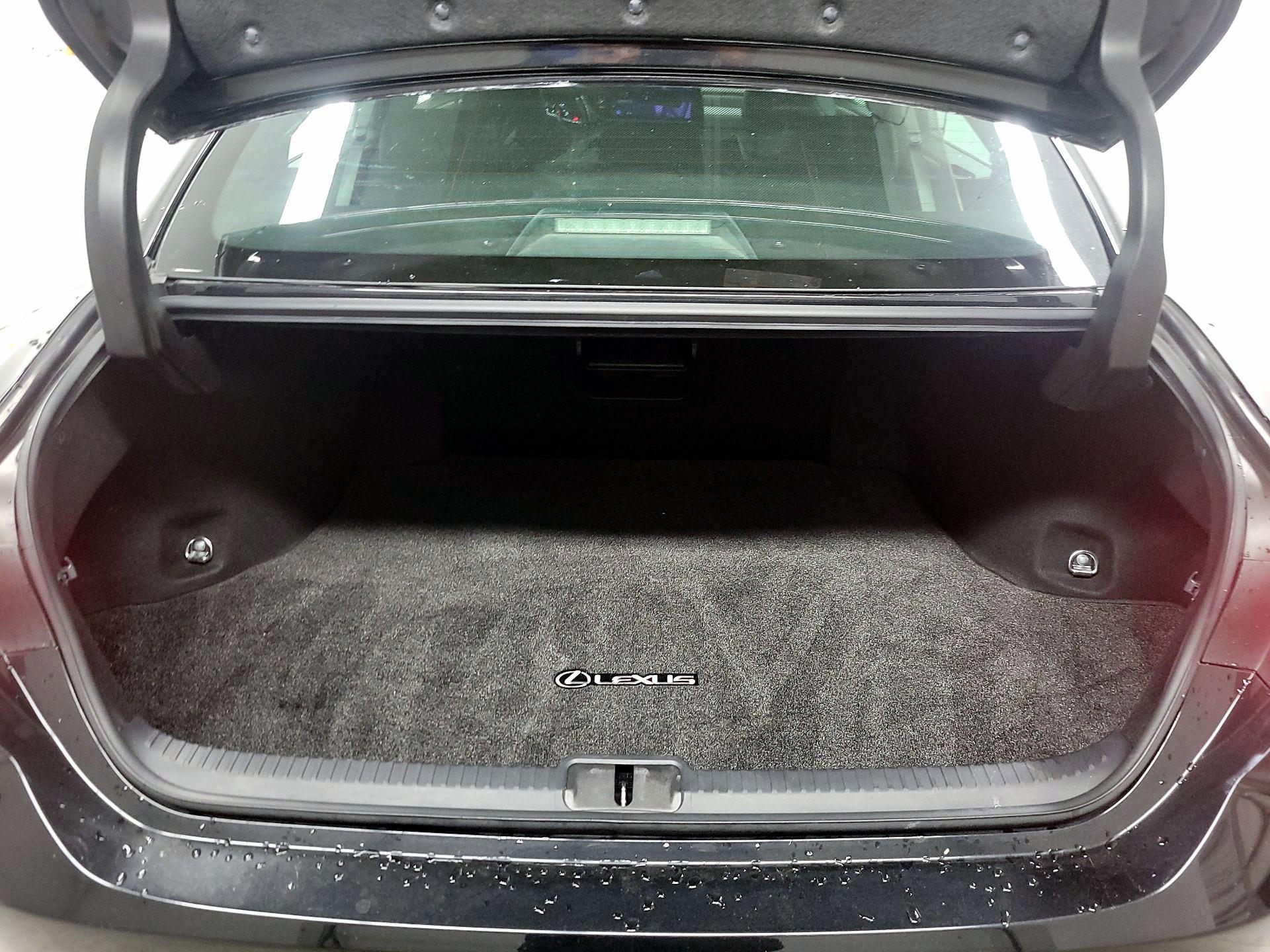 Thumbnail: 2023 Lexus ES - 18