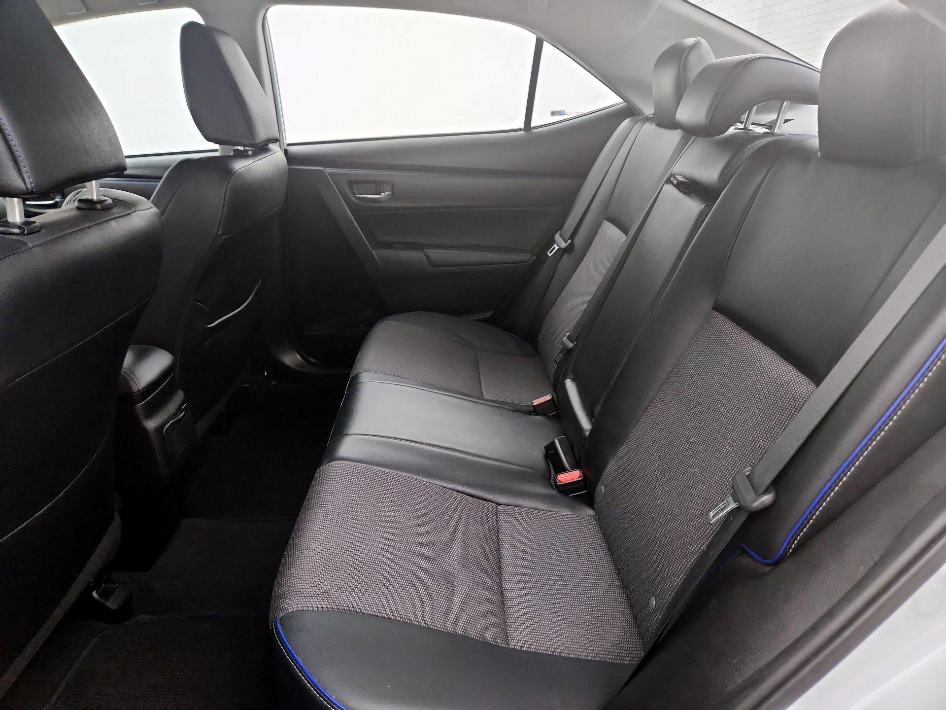 Thumbnail: 2017 Toyota Corolla - 19