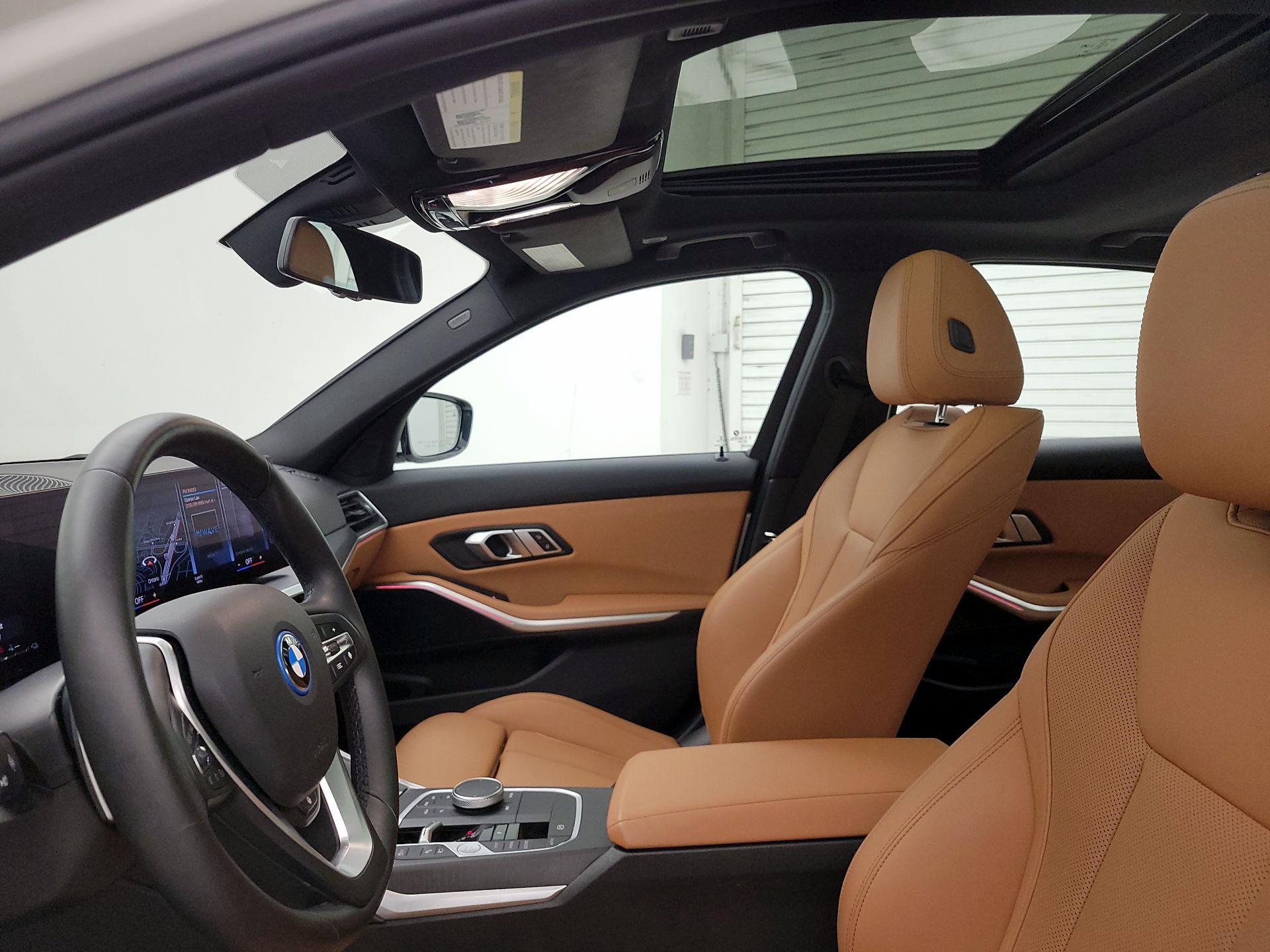 Thumbnail: 2023 BMW 3 Series - 19