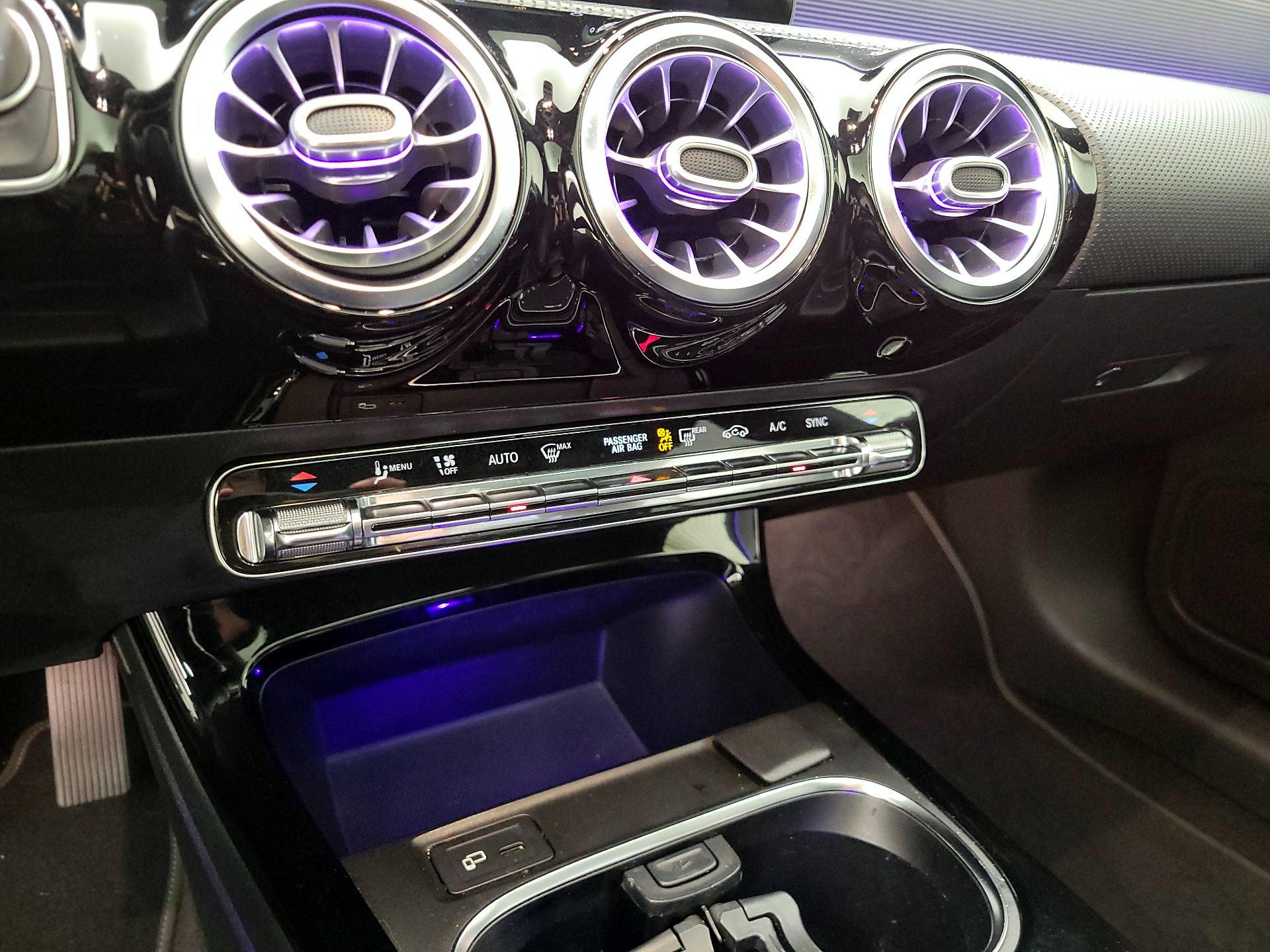 Thumbnail: 2021 Mercedes-Benz CLA - 16