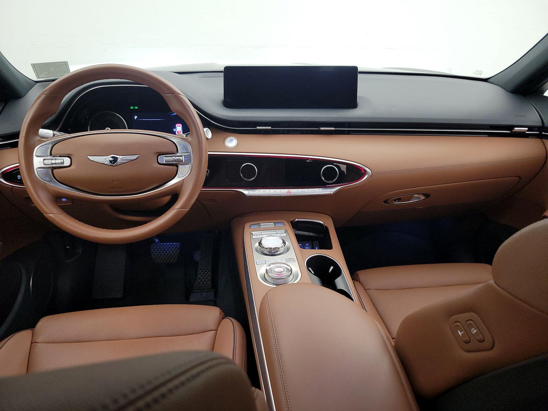 Thumbnail: 2025 Genesis GV70 - 9