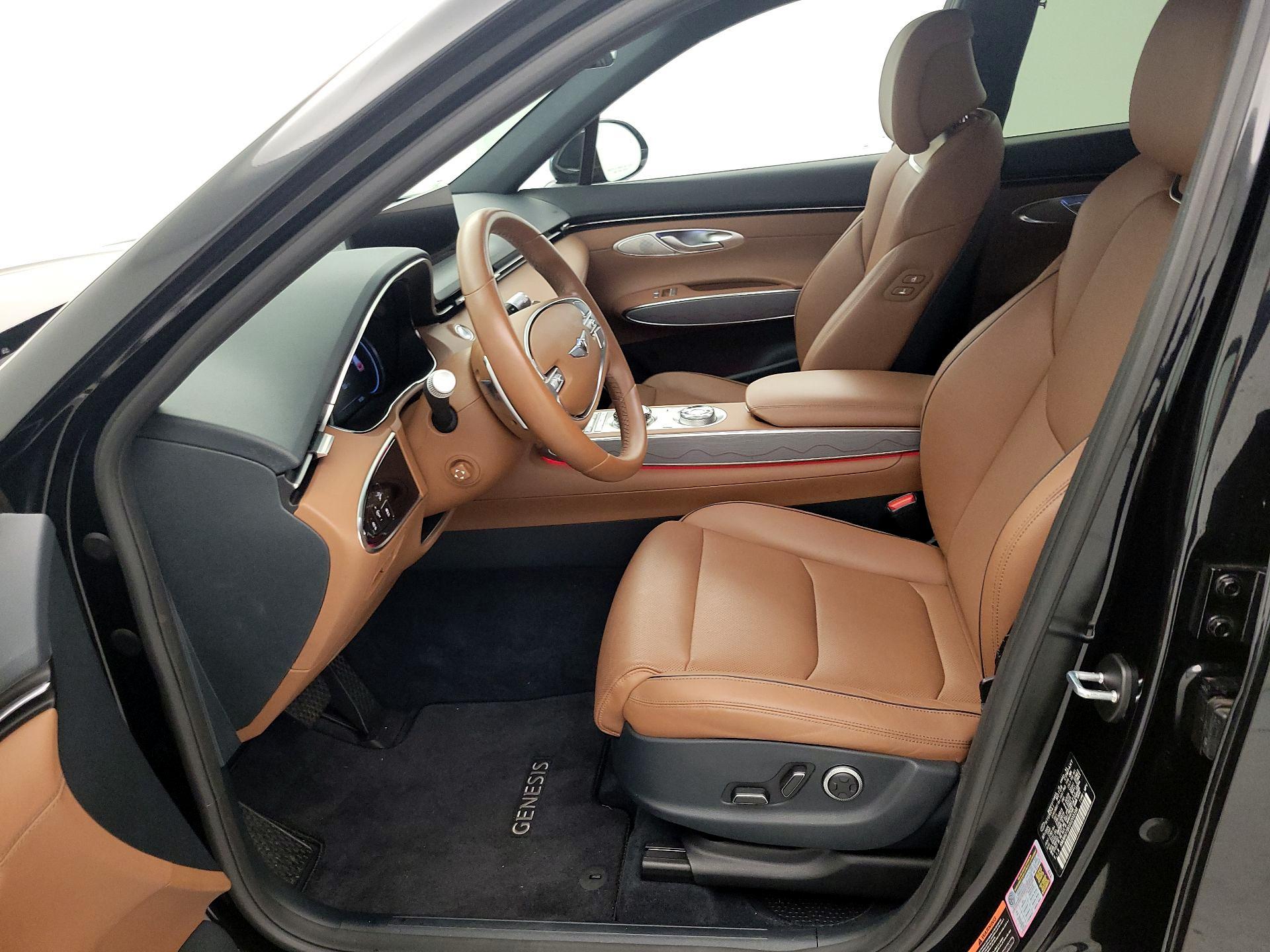 Thumbnail: 2025 Genesis GV70 - 11