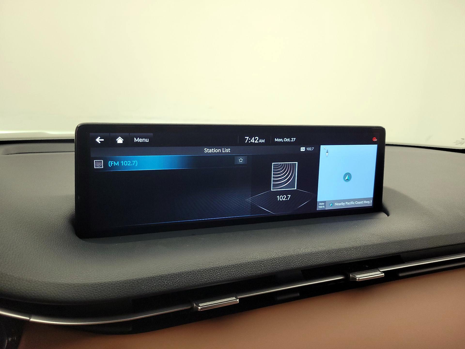 Thumbnail: 2025 Genesis GV70 - 16