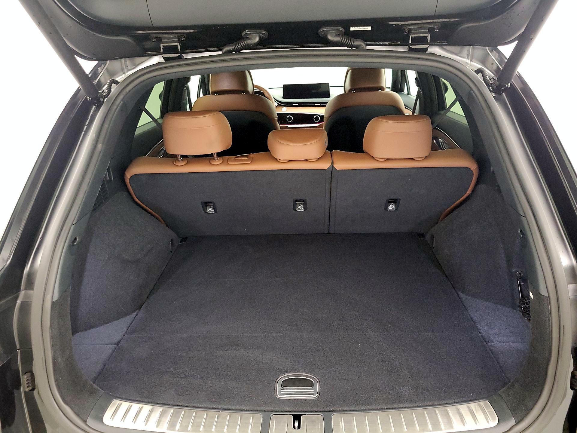 Thumbnail: 2025 Genesis GV70 - 20