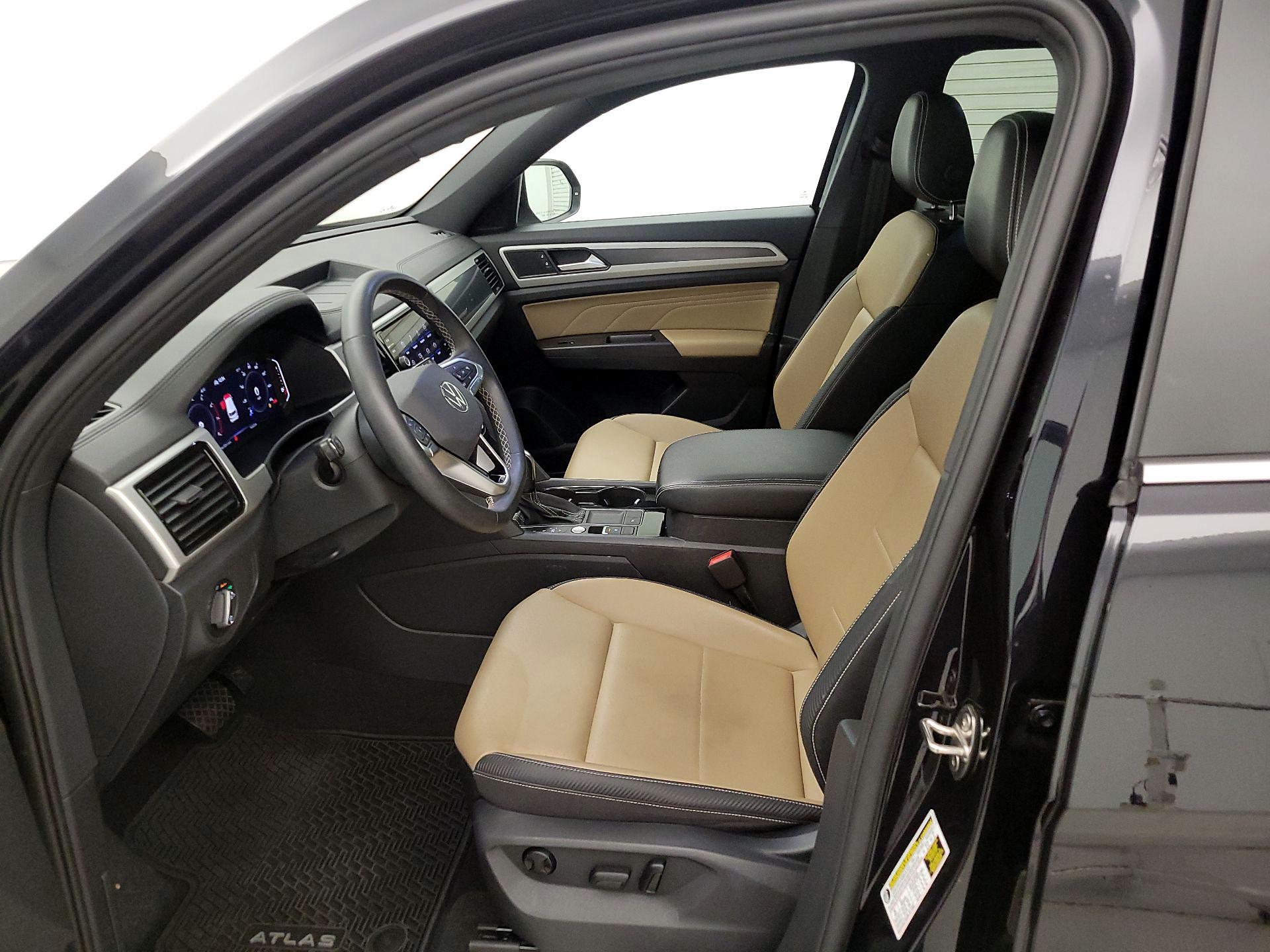 Thumbnail: 2023 Volkswagen Atlas - 11
