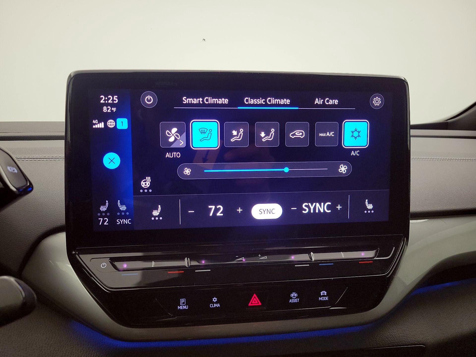 Thumbnail: 2023 Volkswagen ID.4 - 17