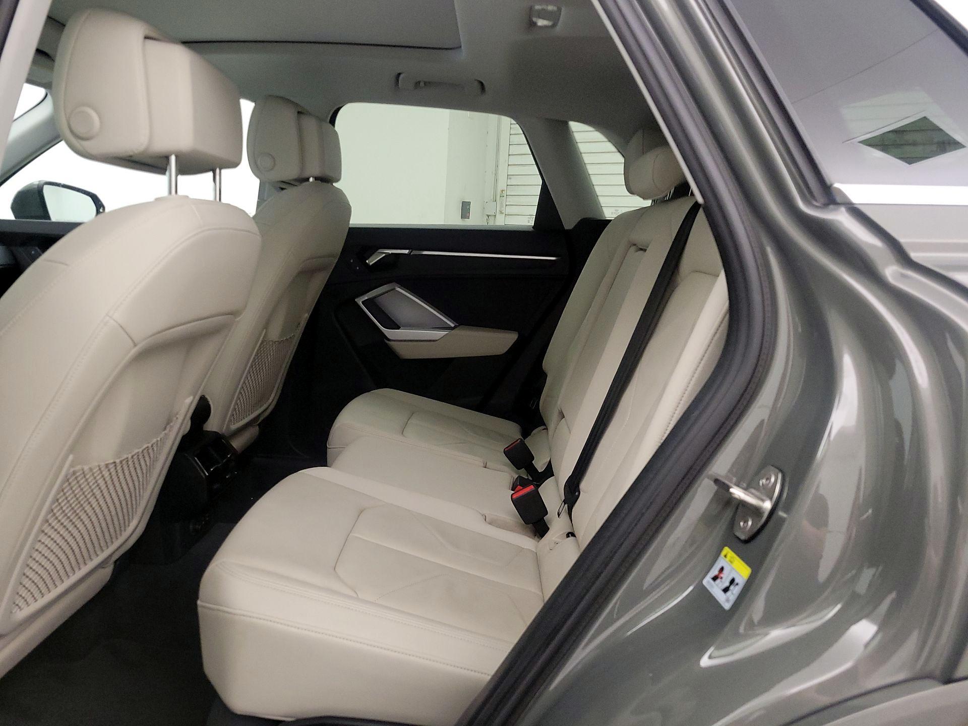 Thumbnail: 2022 Audi Q3 - 20