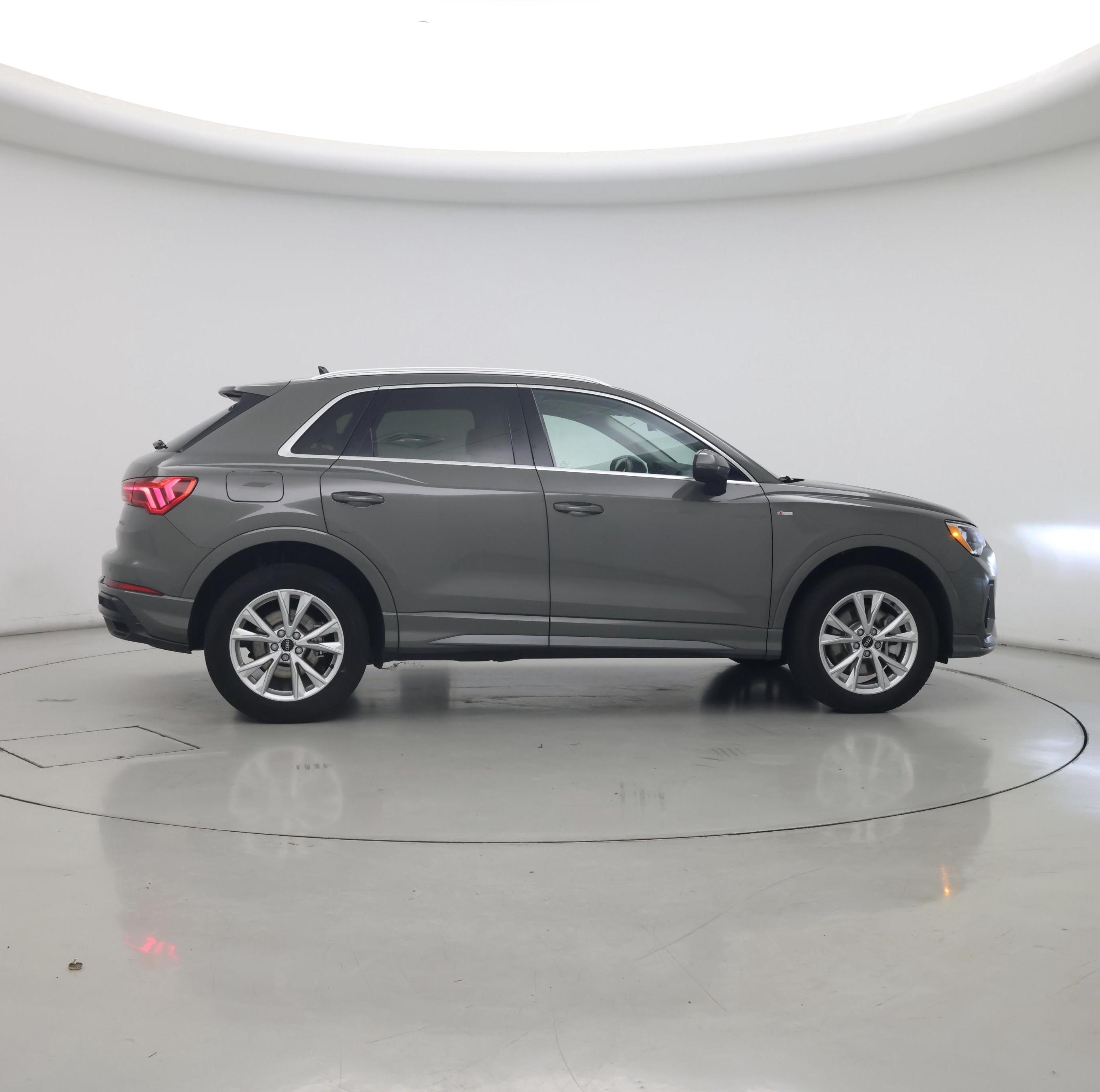 Thumbnail: 2022 Audi Q3 - 7