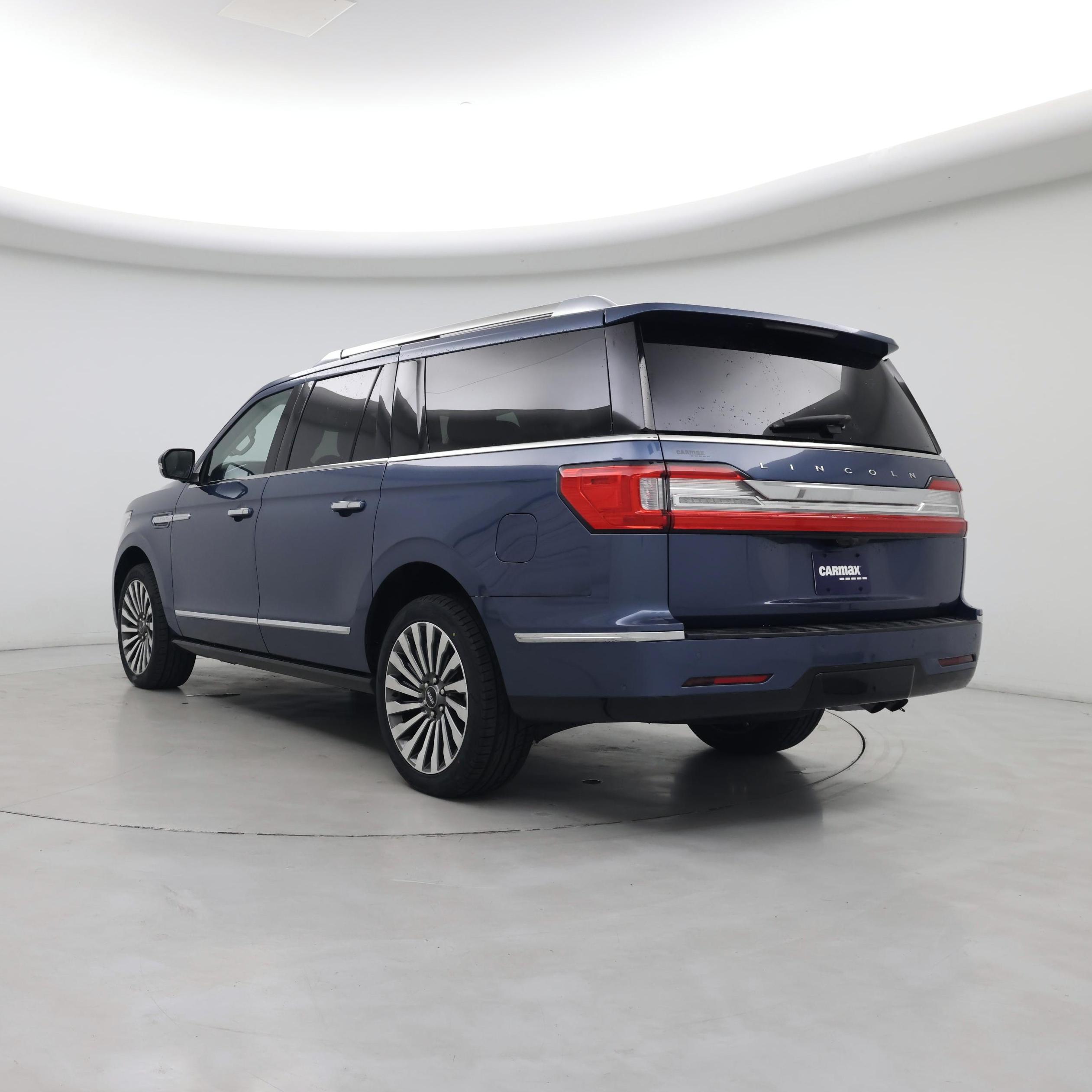Thumbnail: 2019 Lincoln Navigator L - 2