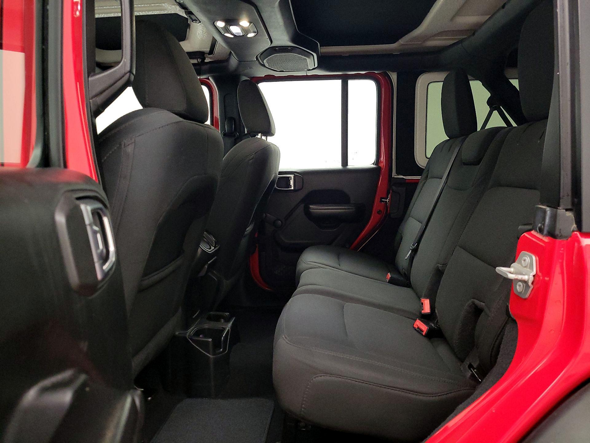 Thumbnail: 2020 Jeep Wrangler - 19