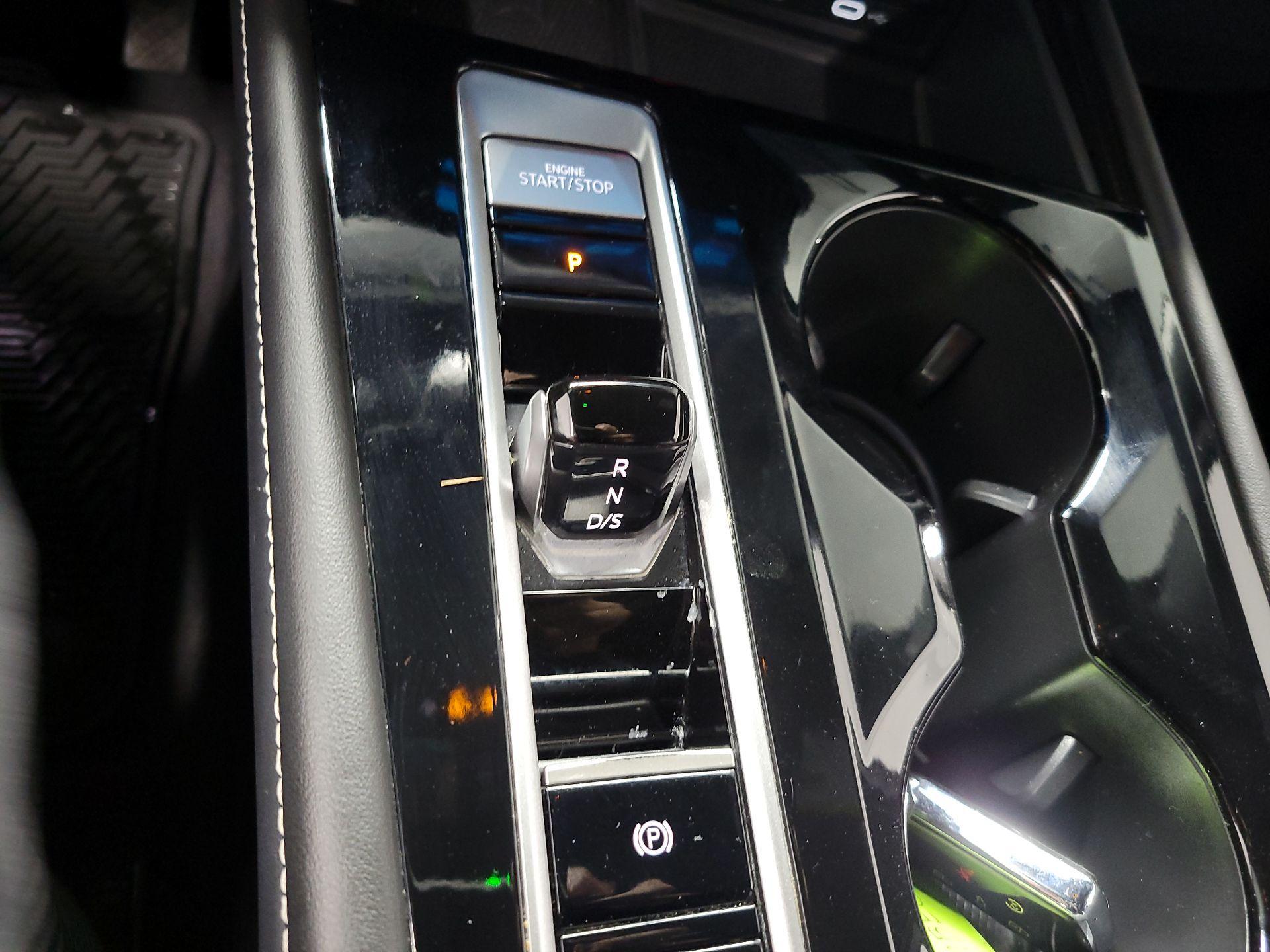 Thumbnail: 2024 Volkswagen Atlas - 16