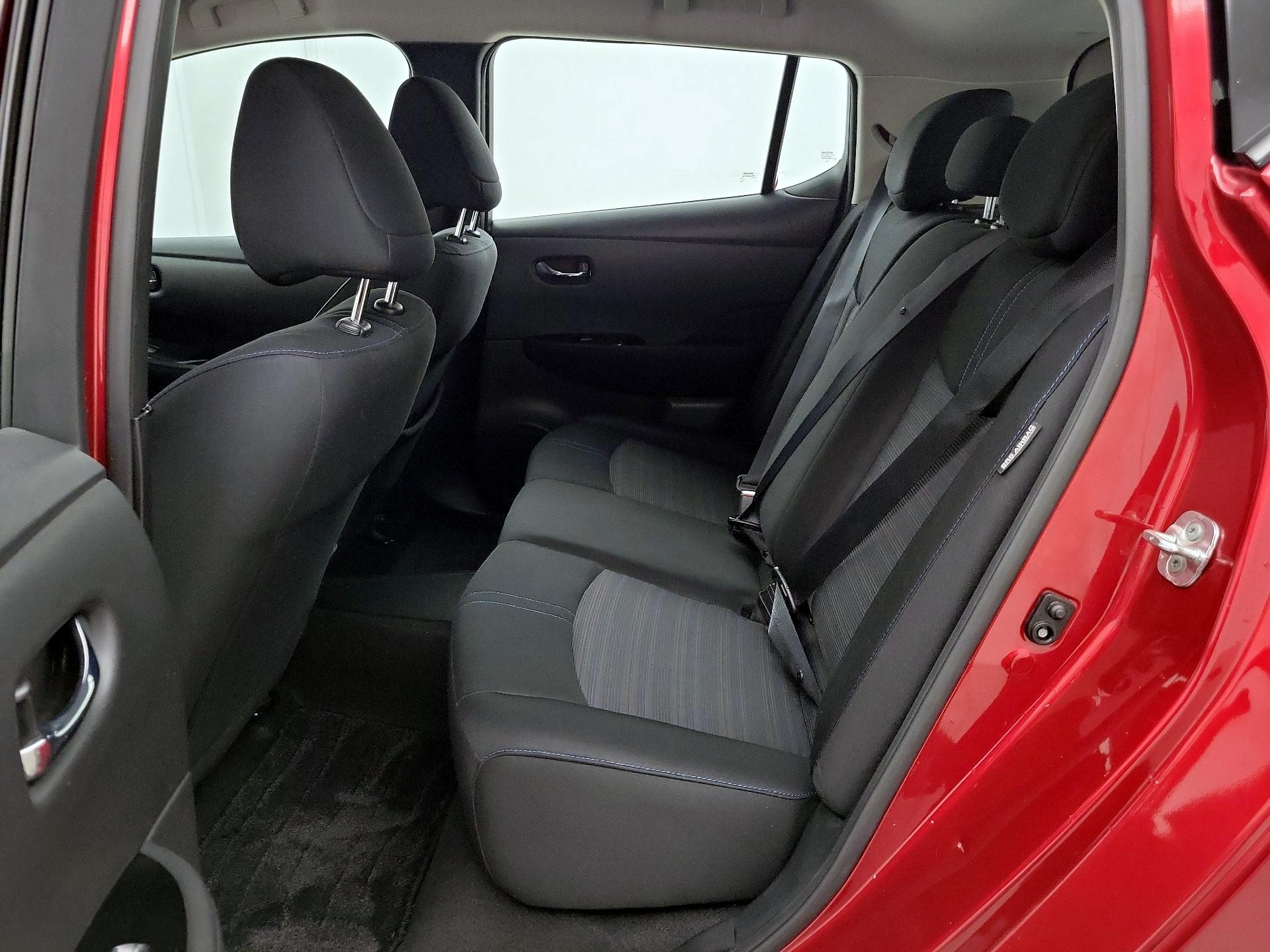 Thumbnail: 2021 Nissan Leaf - 20