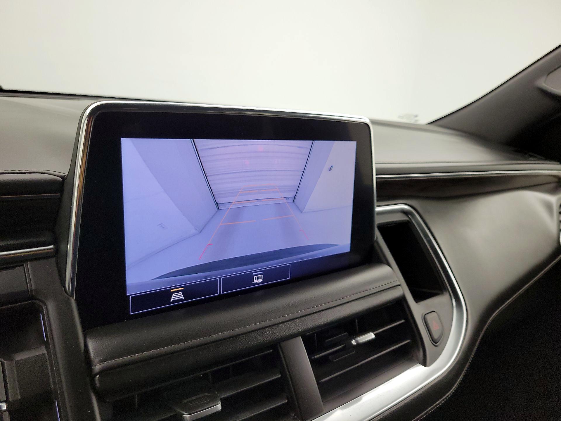 Thumbnail: 2021 Chevrolet Suburban - 14