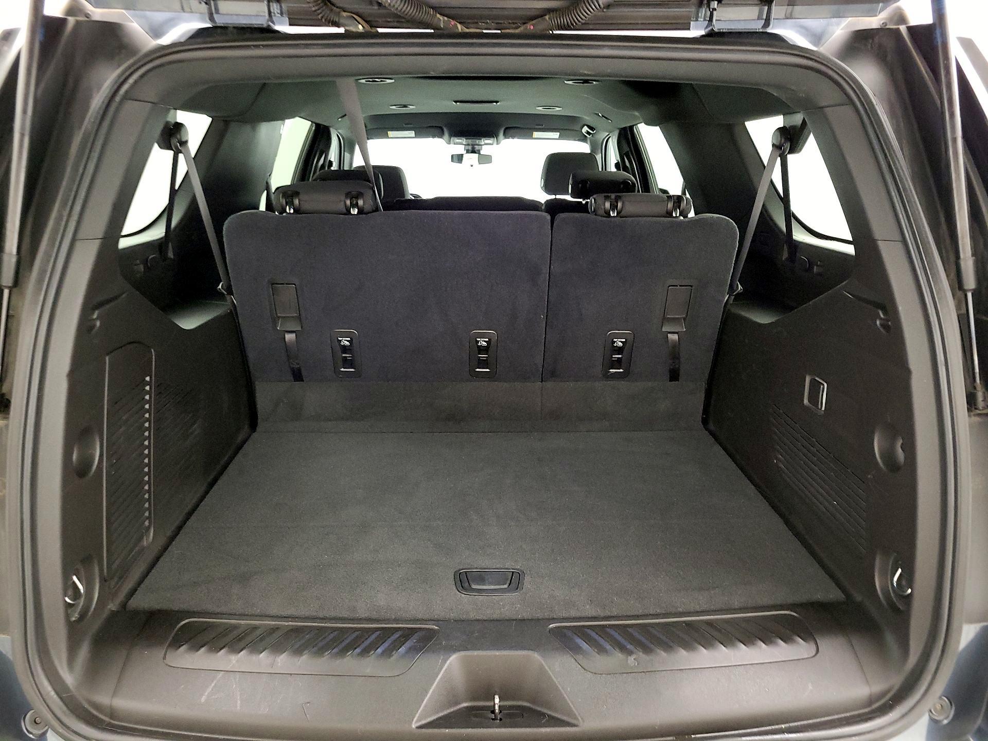 Thumbnail: 2021 Chevrolet Suburban - 20