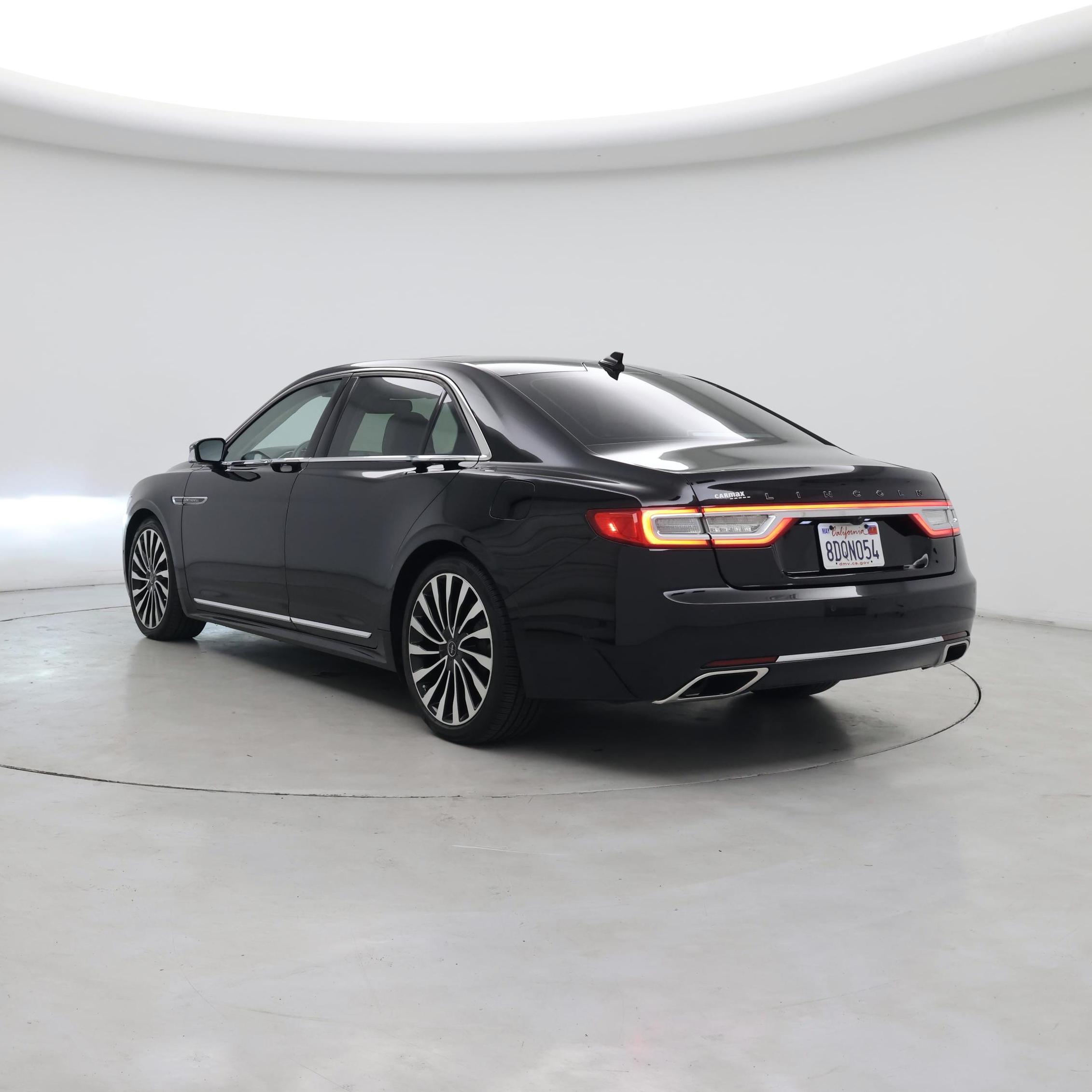 Thumbnail: 2018 Lincoln Continental - 2