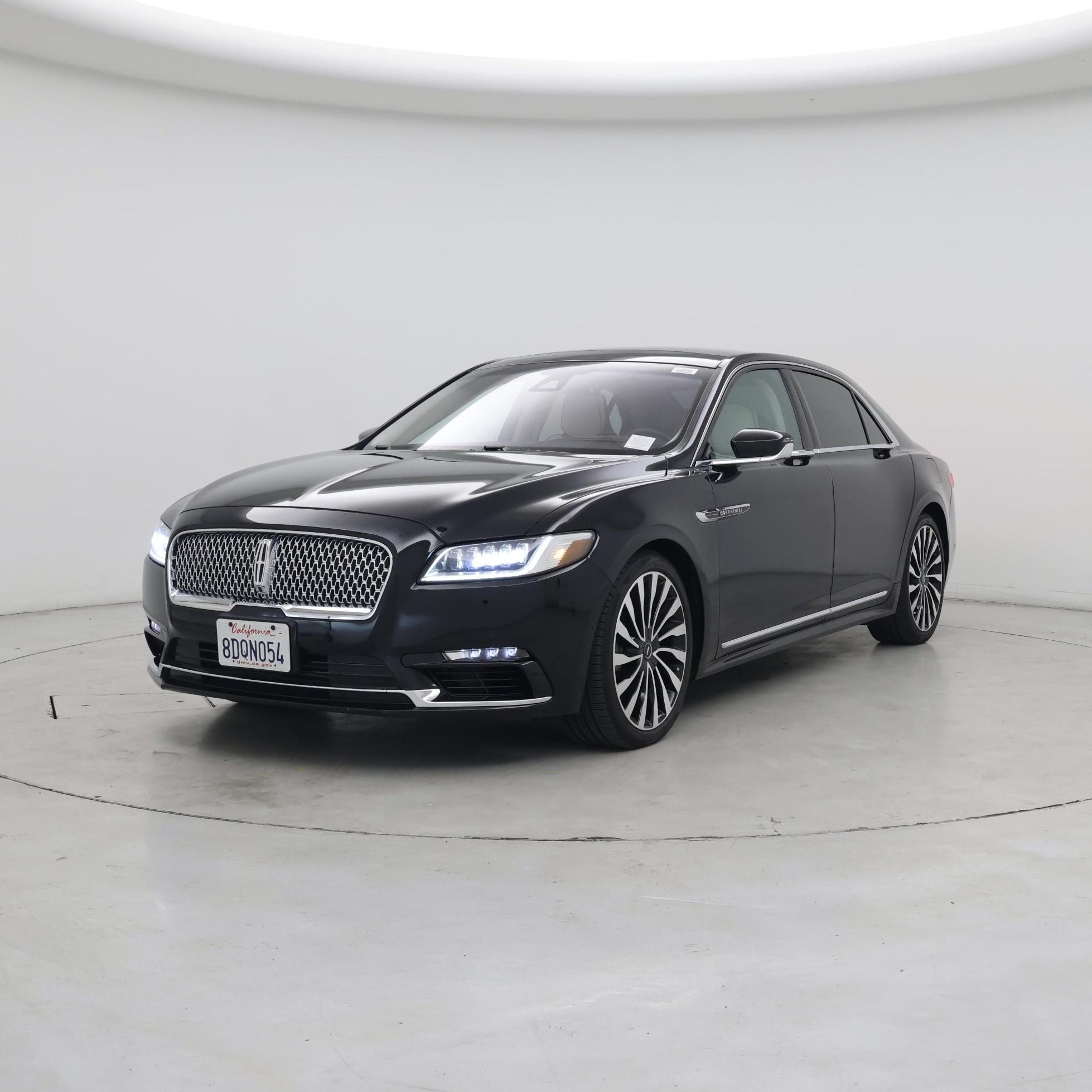 Thumbnail: 2018 Lincoln Continental - 4
