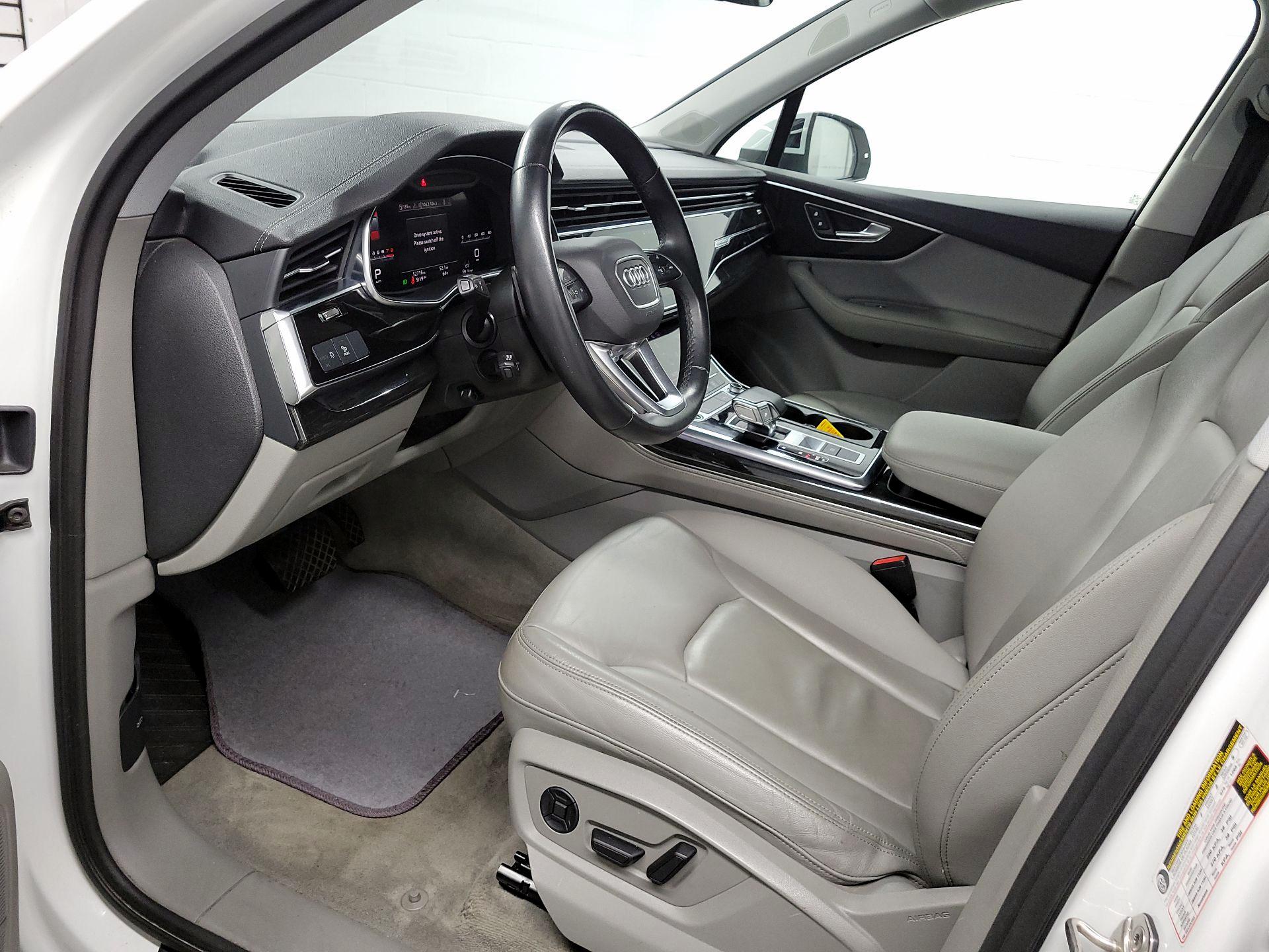 Thumbnail: 2023 Audi Q7 - 11