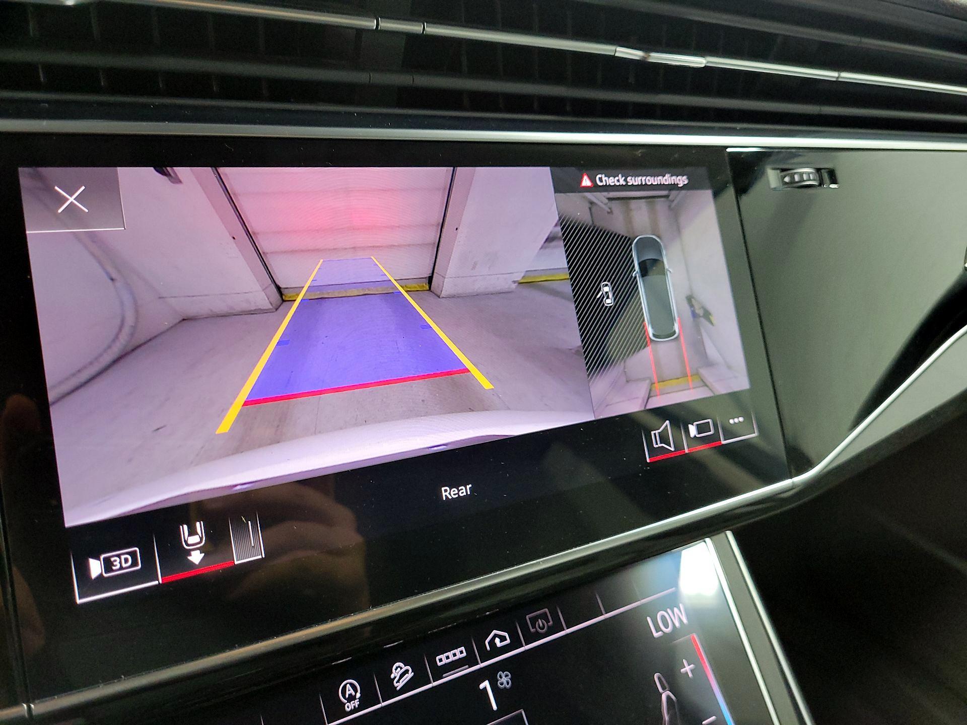 Thumbnail: 2023 Audi Q7 - 14