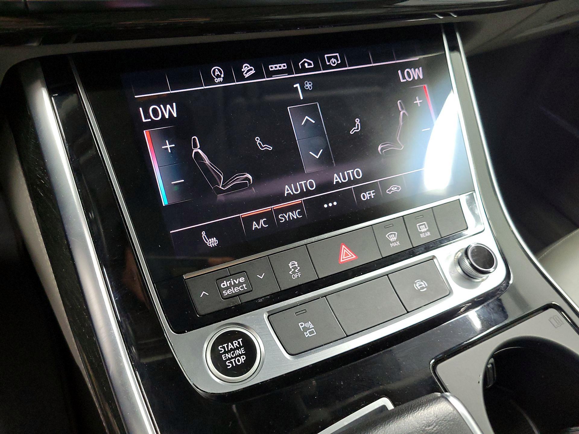 Thumbnail: 2023 Audi Q7 - 16