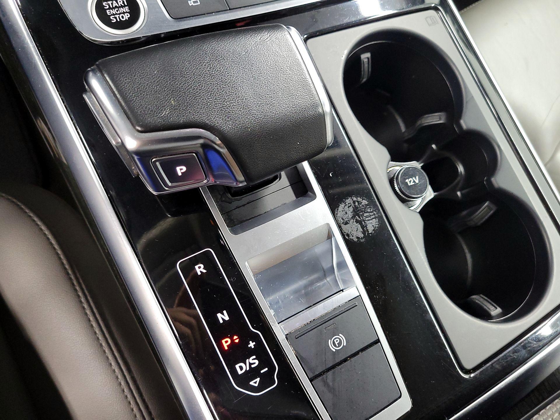 Thumbnail: 2023 Audi Q7 - 17