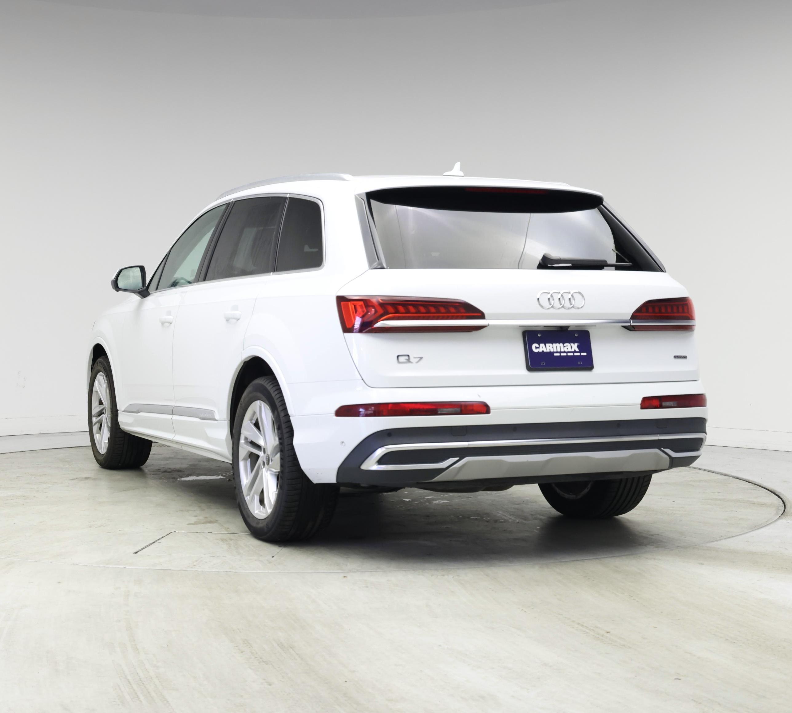 Thumbnail: 2023 Audi Q7 - 2