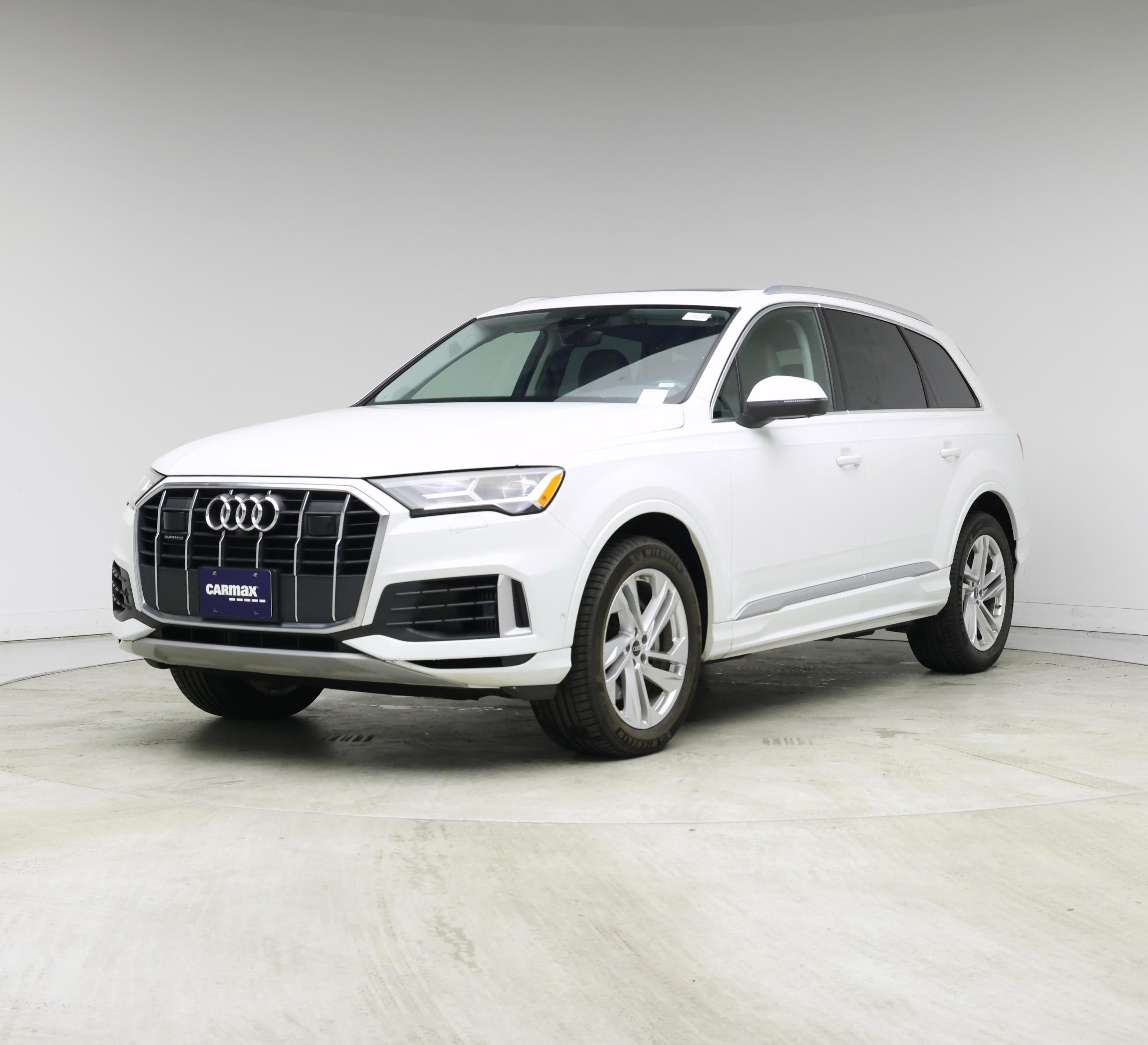 Thumbnail: 2023 Audi Q7 - 4