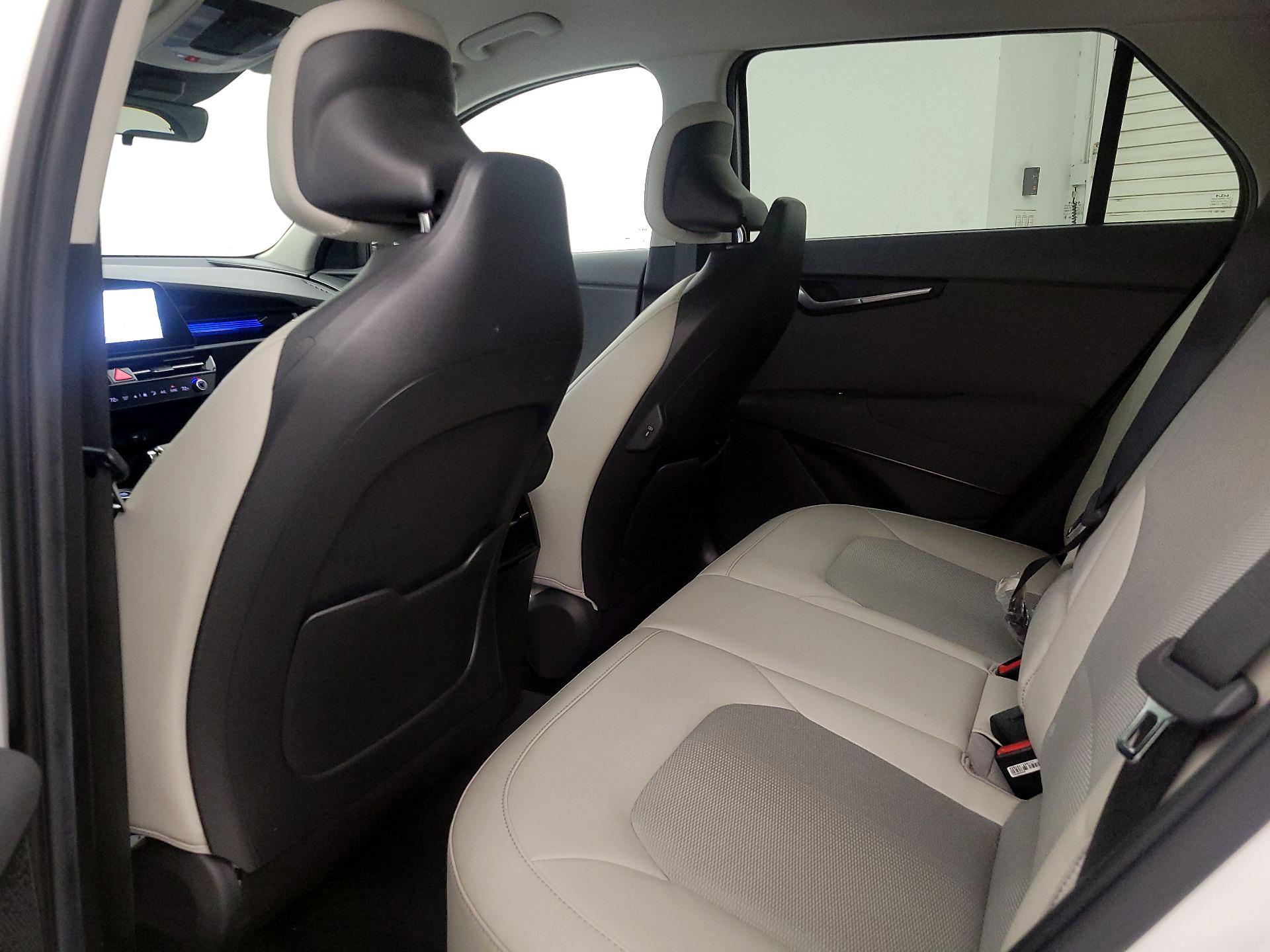 Thumbnail: 2023 Kia Niro - 20