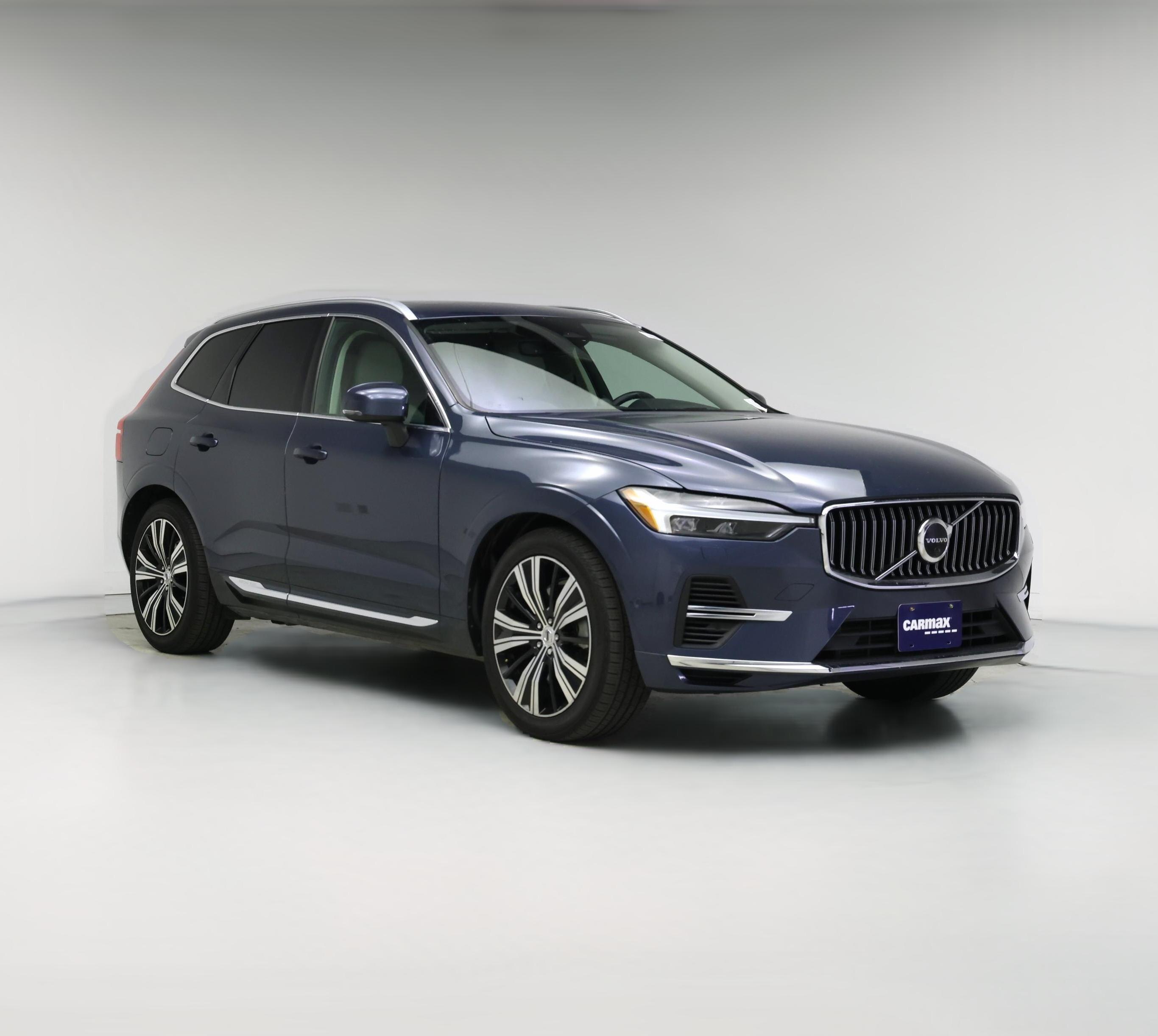 Thumbnail: 2022 Volvo XC60 - 1
