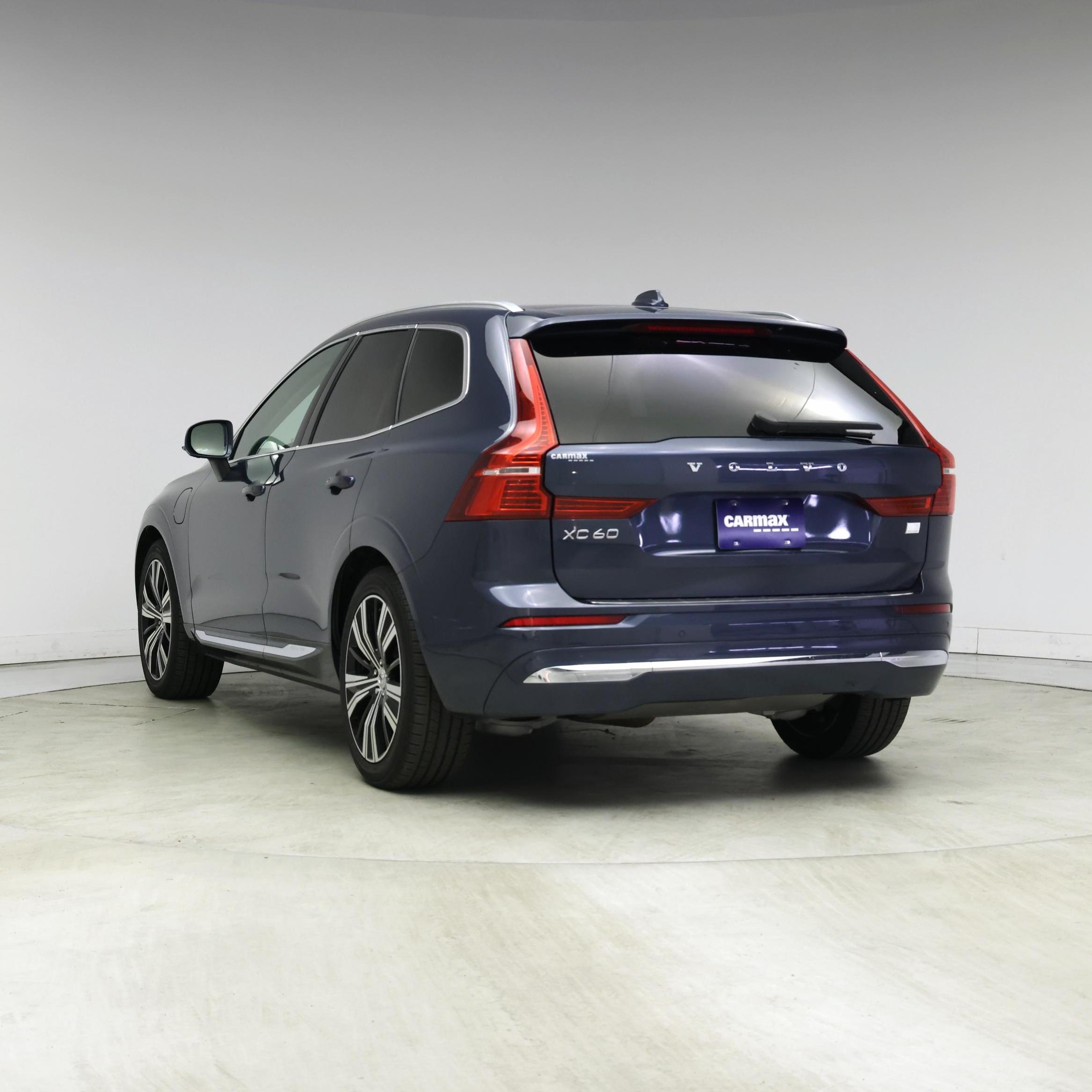 Thumbnail: 2022 Volvo XC60 - 2