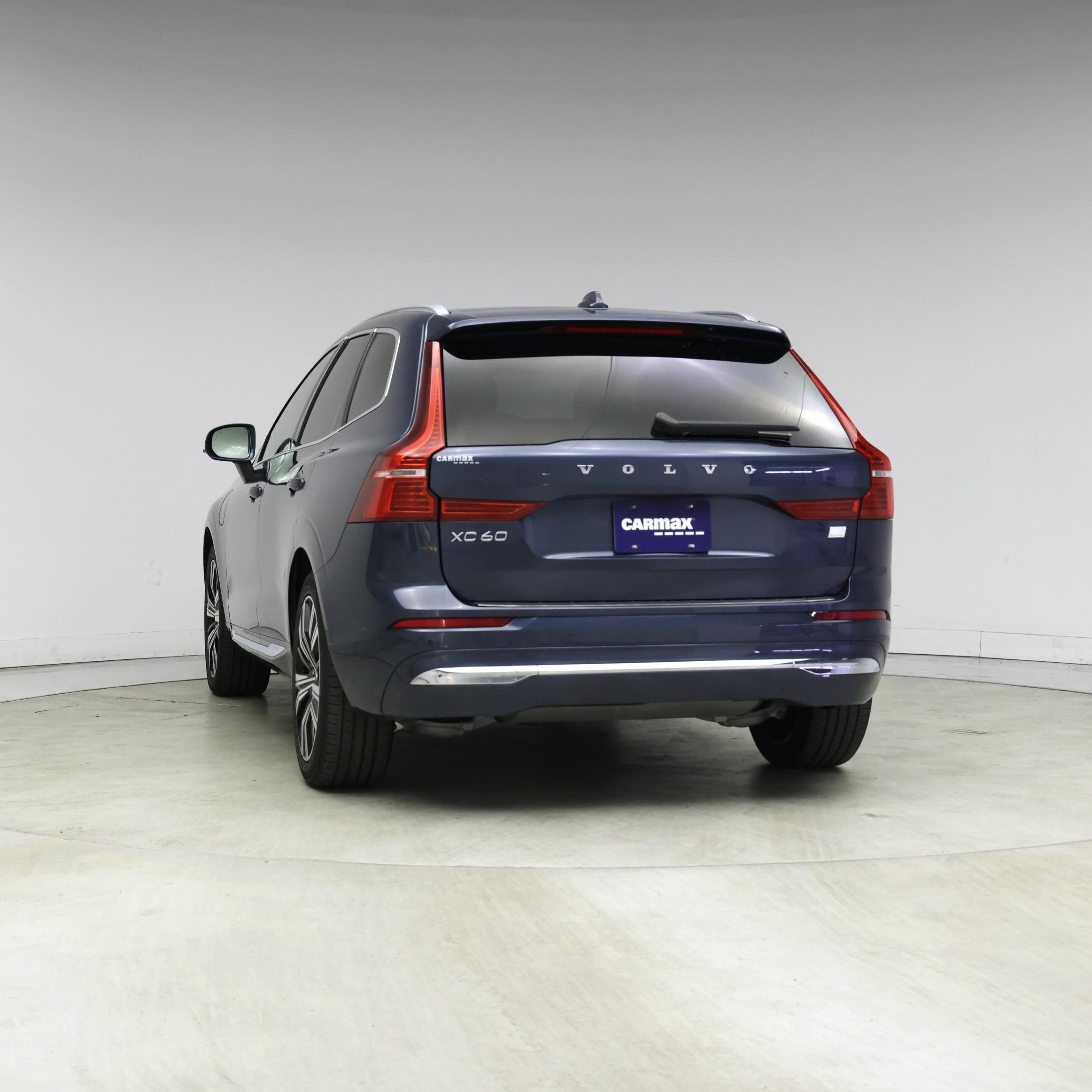 Thumbnail: 2022 Volvo XC60 - 6