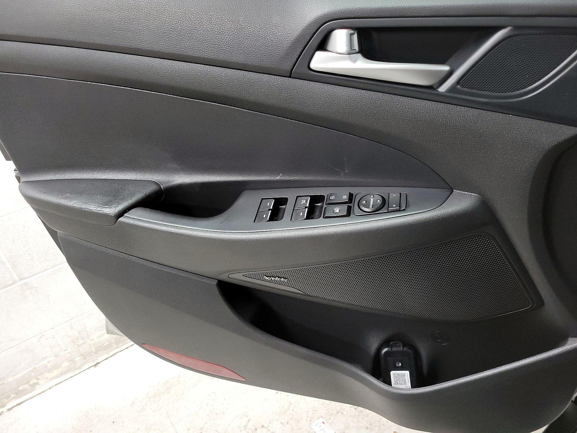 Thumbnail: 2020 Hyundai Tucson - 12