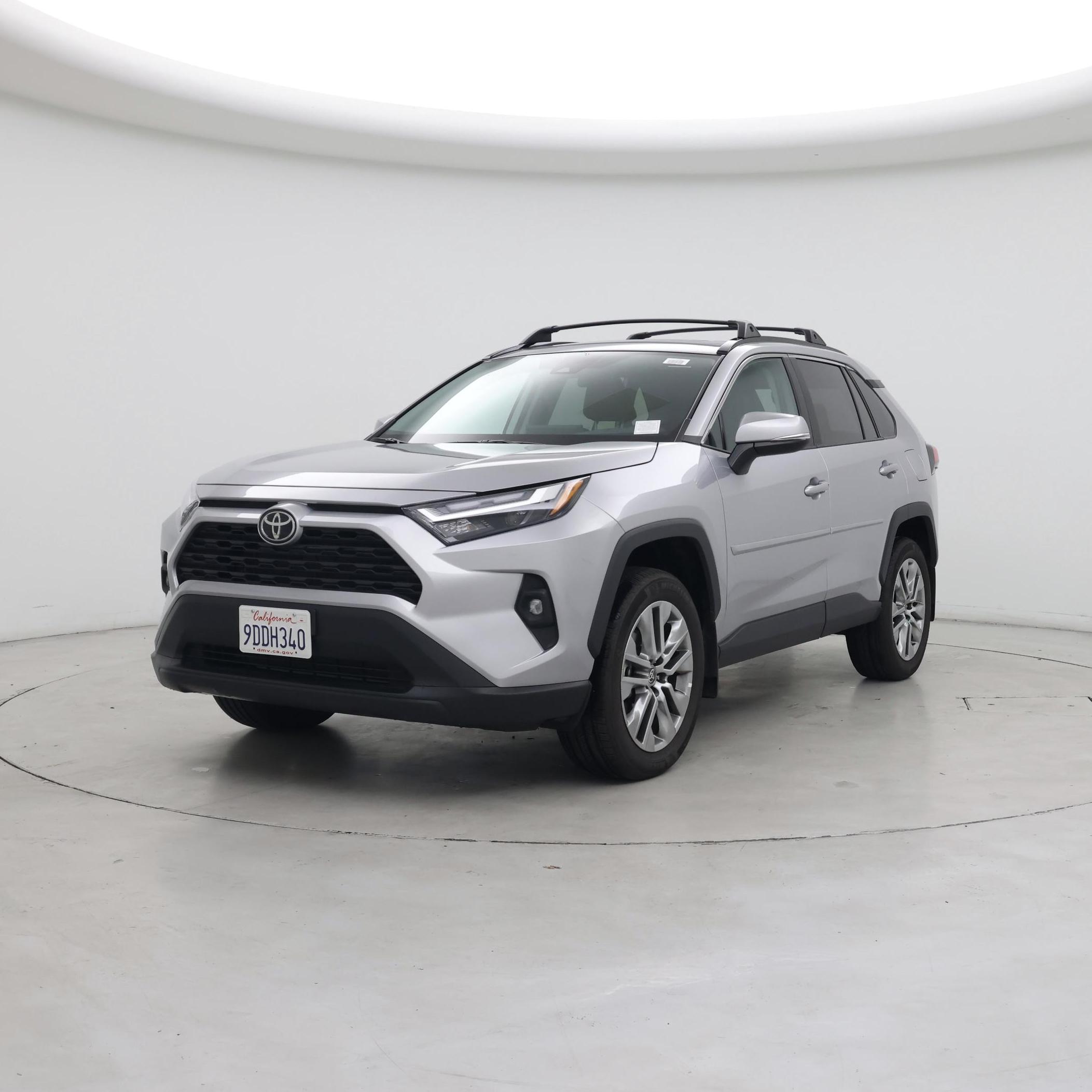 Thumbnail: 2022 Toyota RAV4 - 4