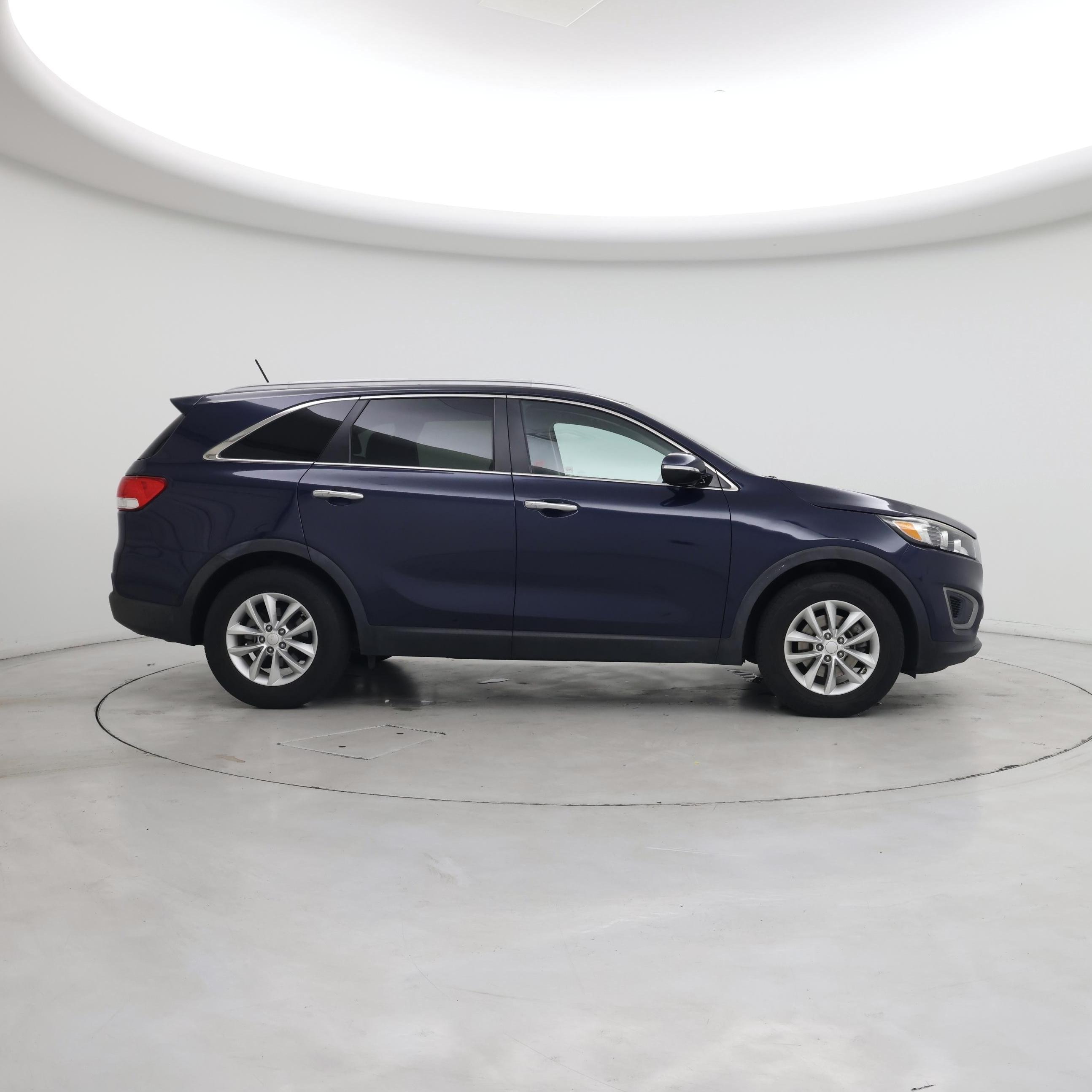 Thumbnail: 2016 Kia Sorento - 7