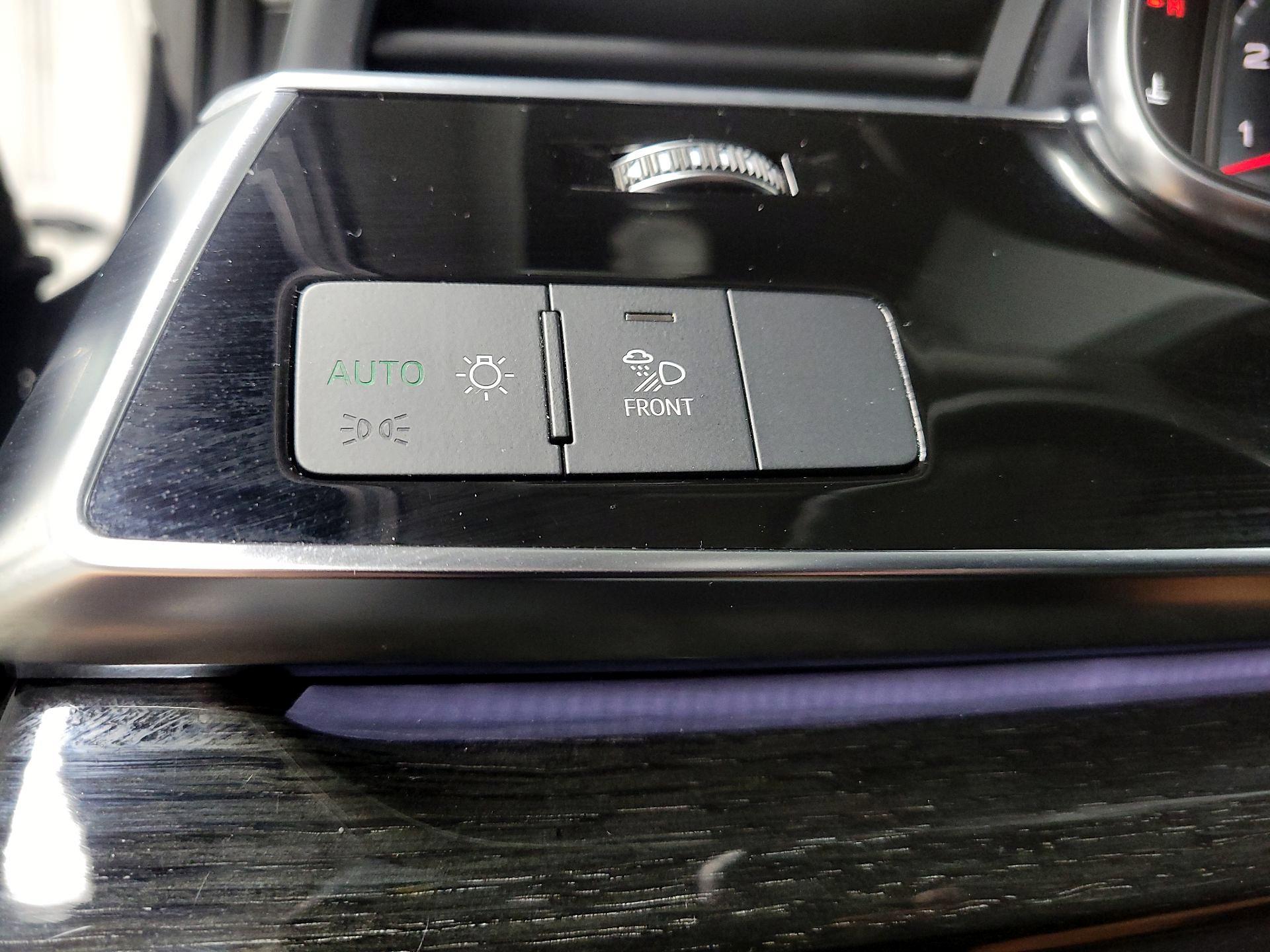 Thumbnail: 2023 Audi Q7 - 13